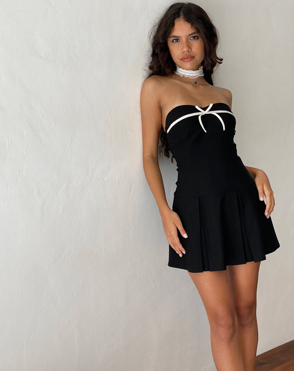 Mini abito con fiocco Panolia in nero sartoriale