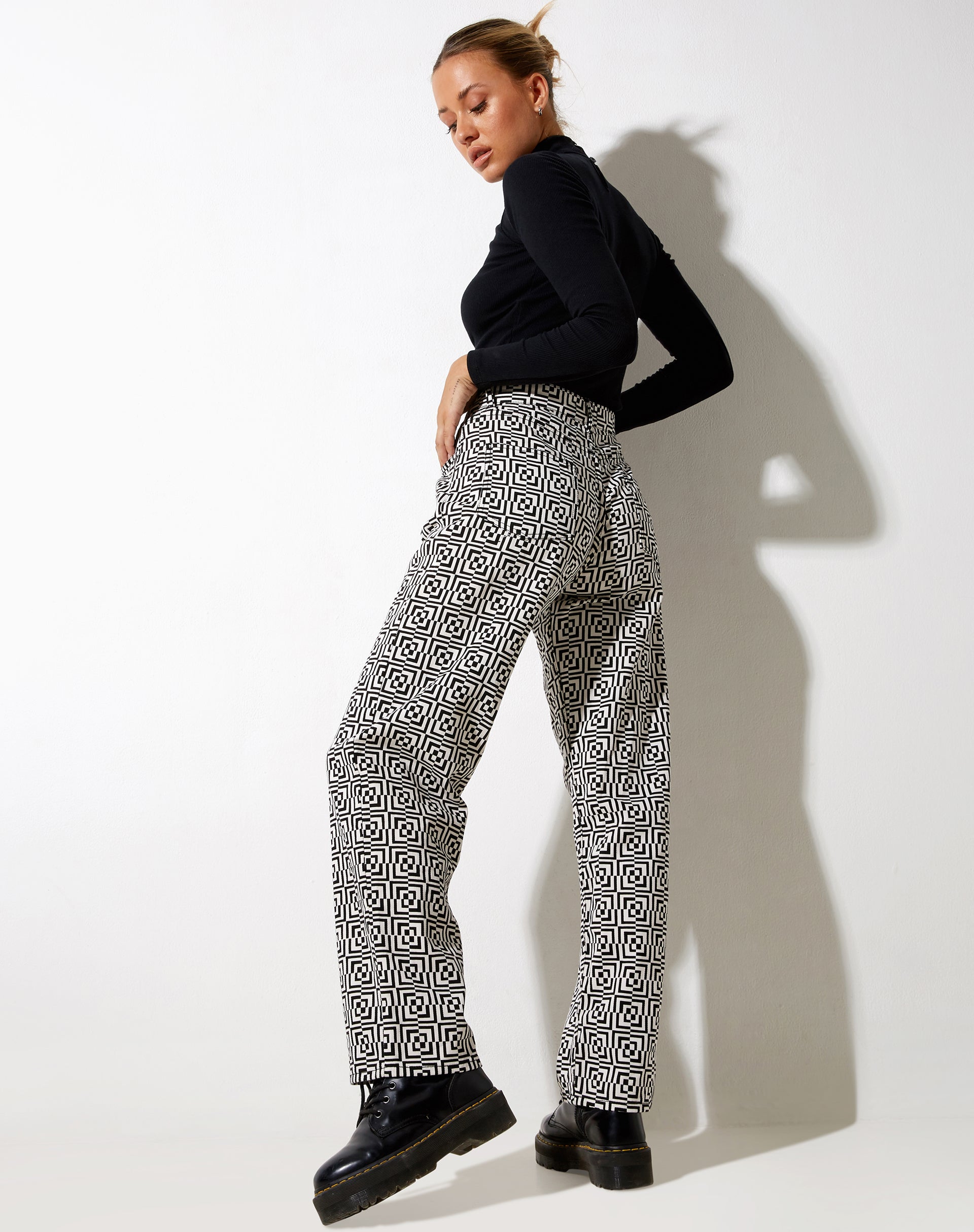 Immagine di Parallel Jeans in Optic Square Bianco e Nero
