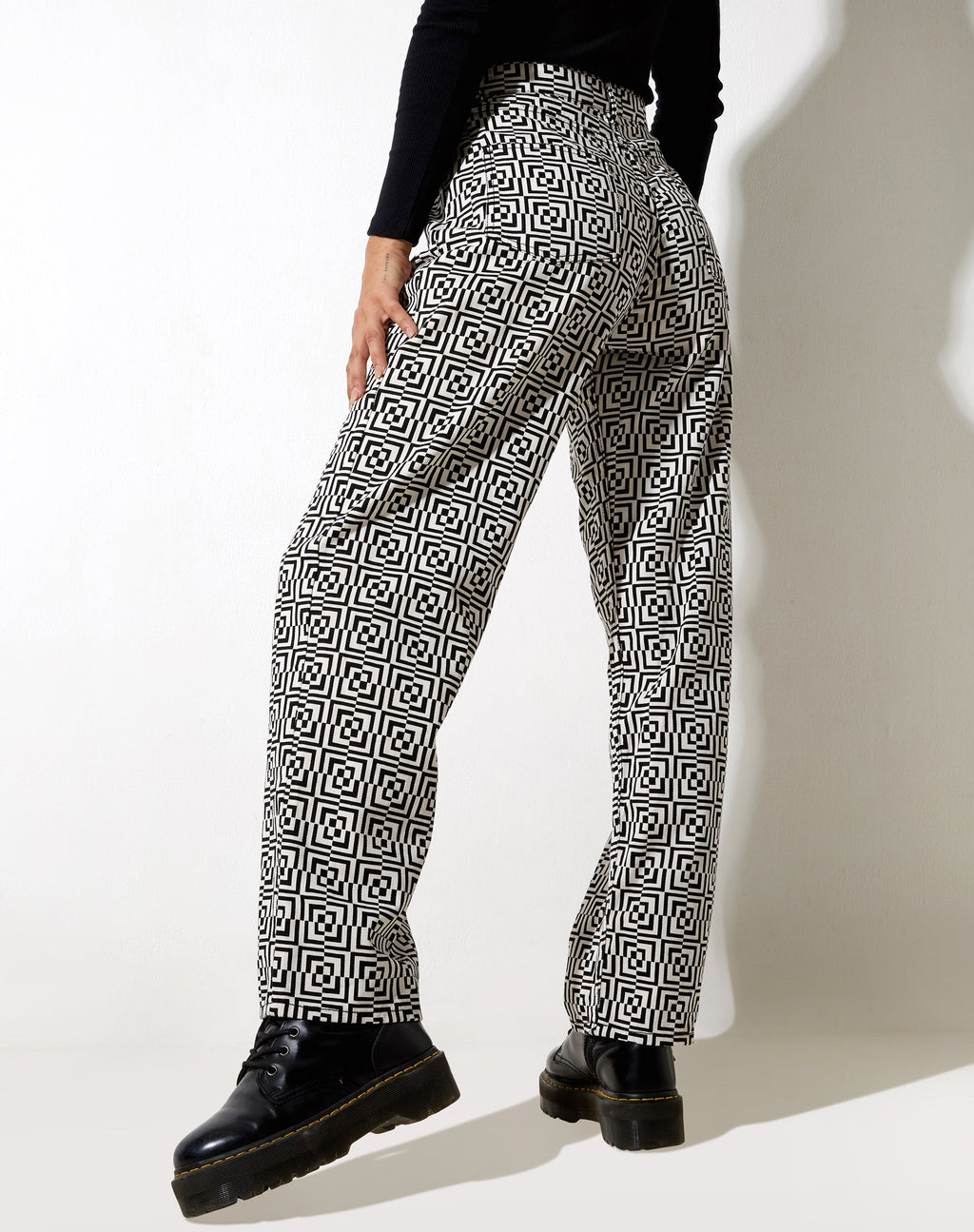 Jeans Parallel in bianco e nero Optic Square