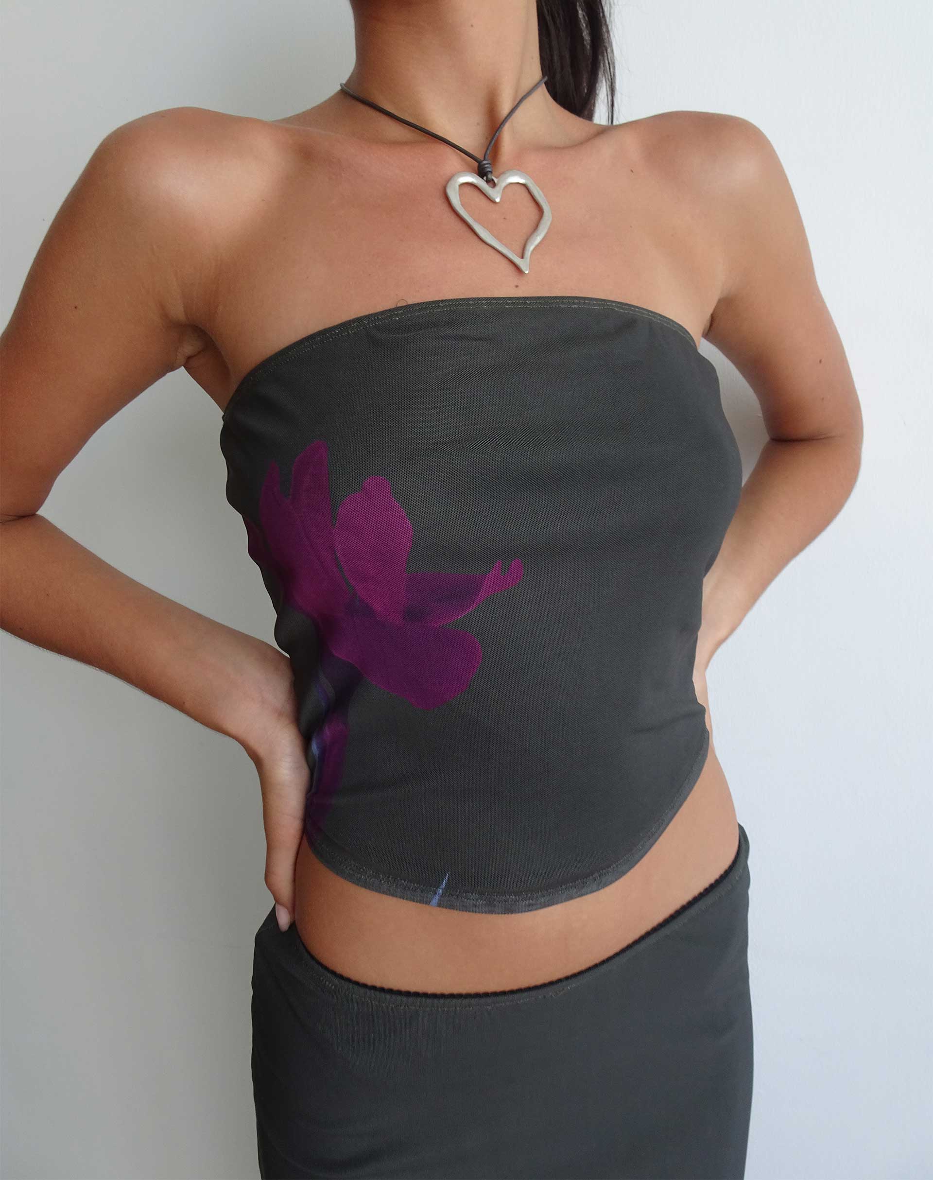 Immagine di Peggy Bandeau Top in verde con stampa floreale viola
