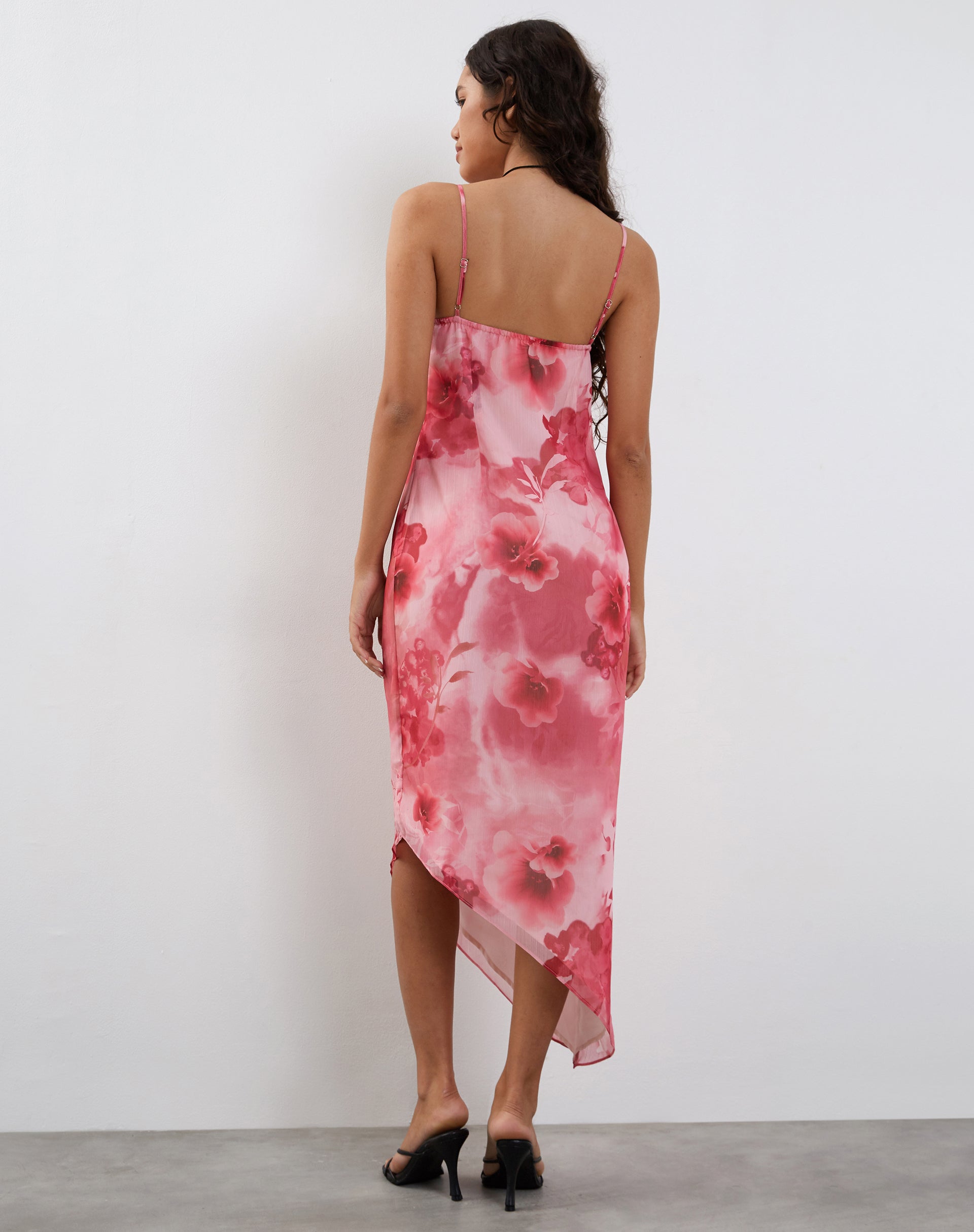 immagine di Preston Midi Dress in Acquerello Floreale Rosa