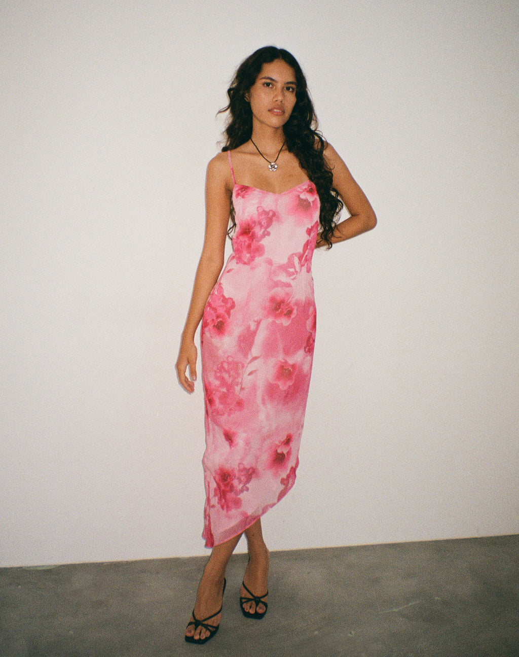 Preston - Vestito midi in rosa floreale acquerellato