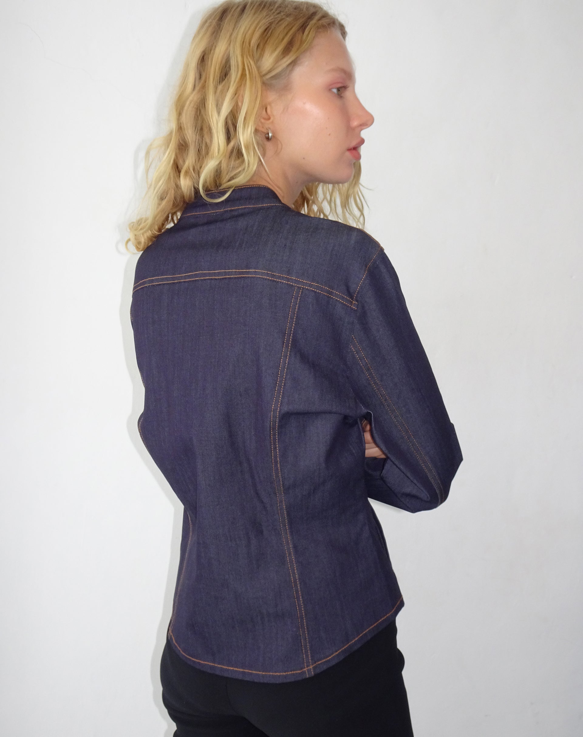 Immagine di Puria Giacca sartoriale aderente in denim