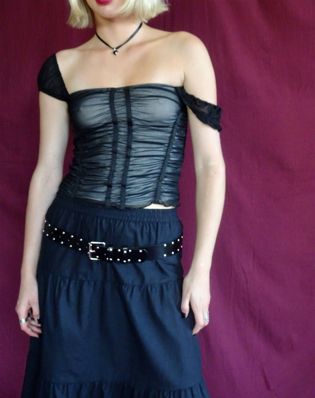 Crop Top Dinar in maglia nera