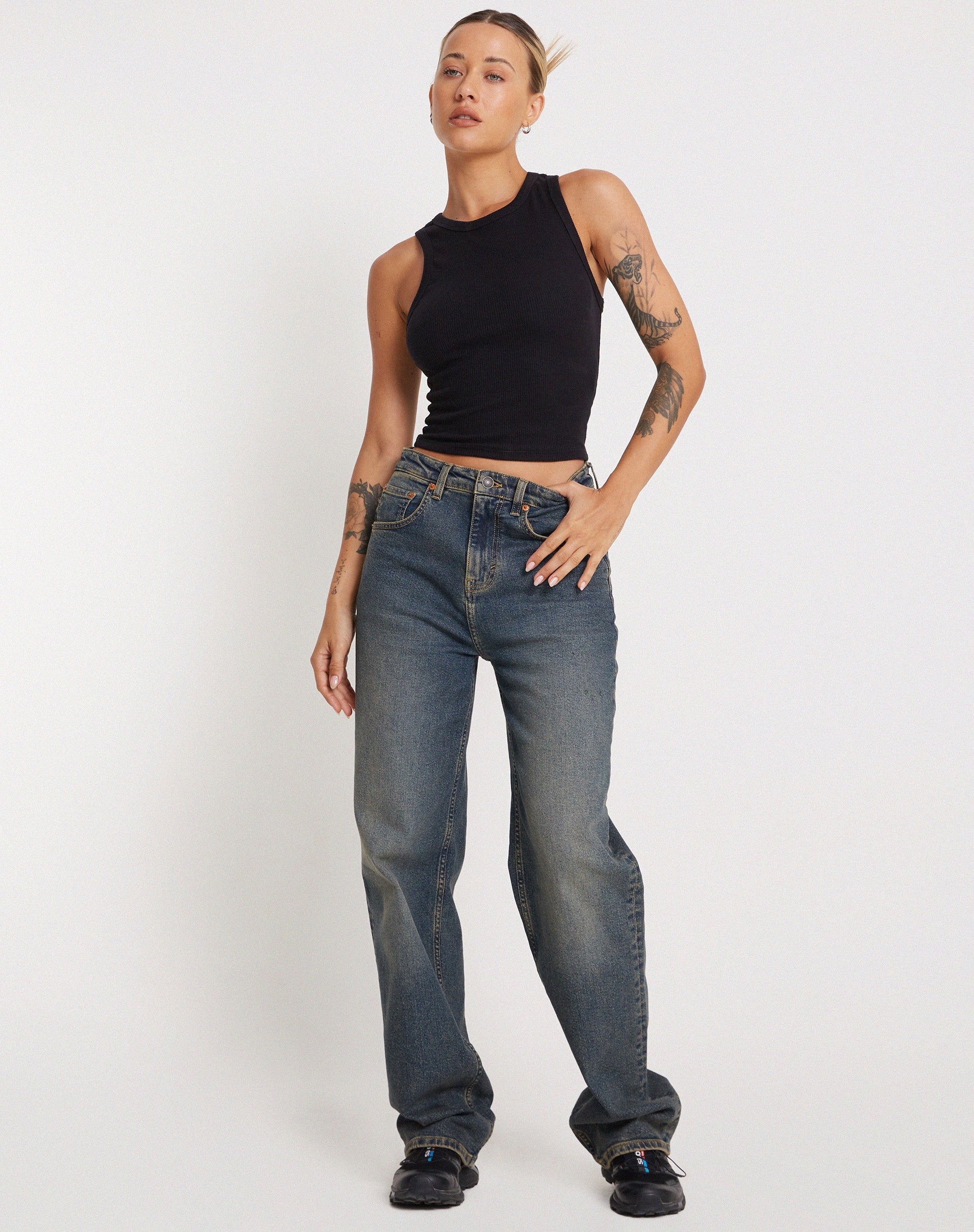 Immagine di Rave Vest Top in Rib Black