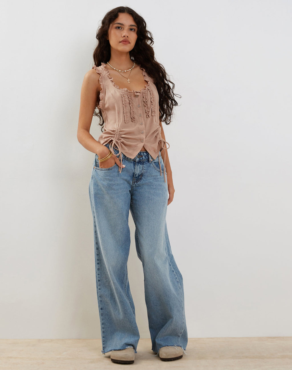 Top a sirena con volant Rayna in Mushroom
