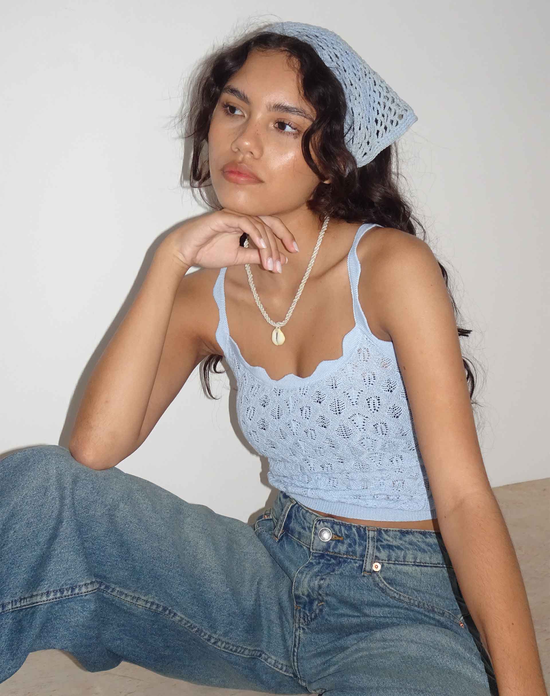 Immagine di Reagan Pointelle Knit Cami Top in blu baby