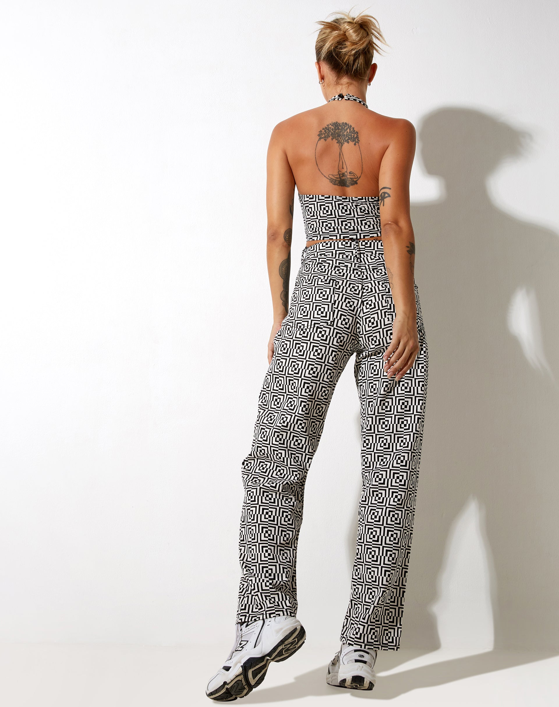 Immagine di Reis Crop Top in Optic Square Bianco e Nero