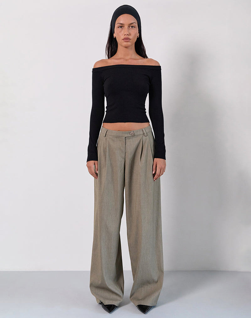 Top Renie Bardot in maglia nera