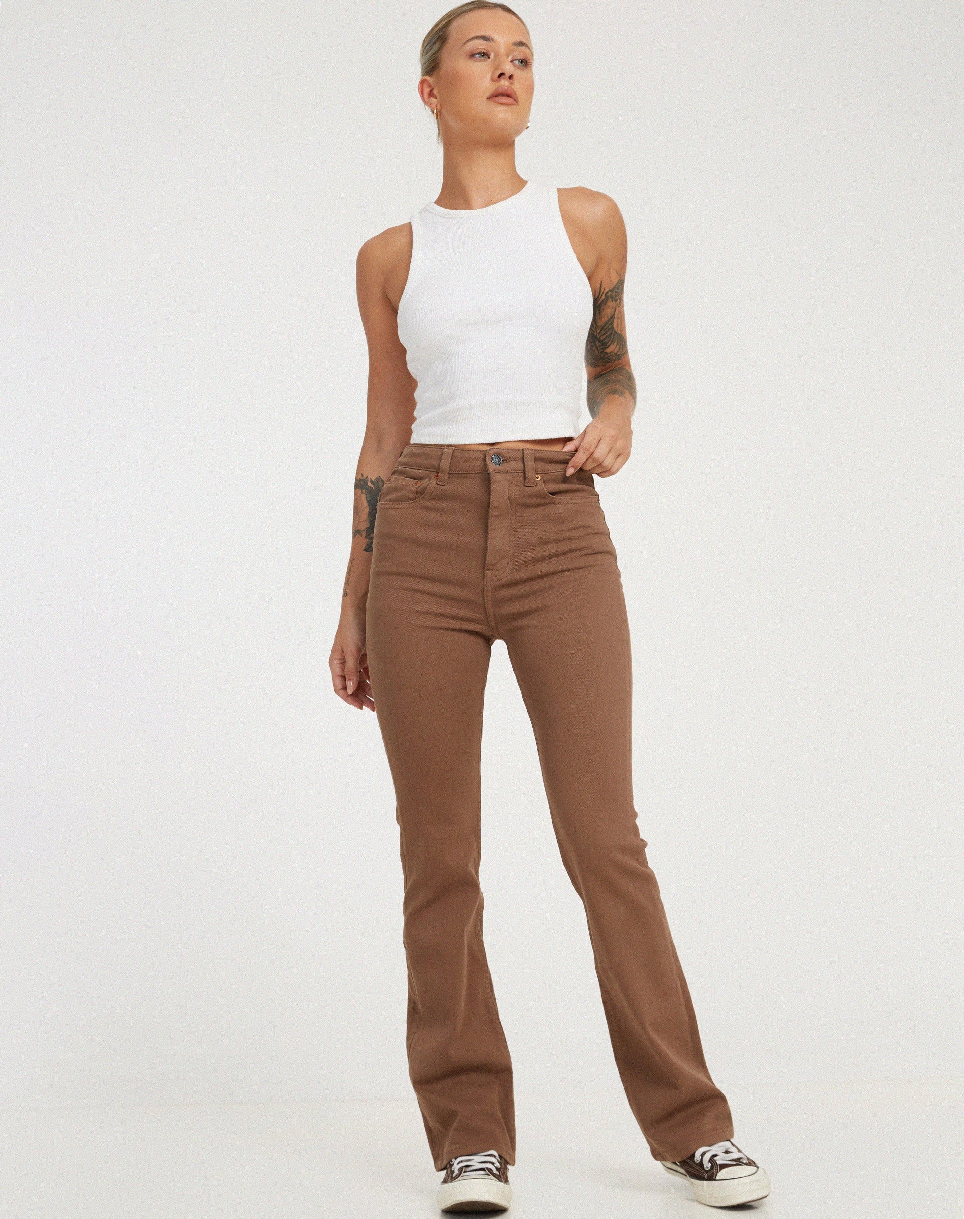 Immagine di Bootleg Jeans in Rich Brown