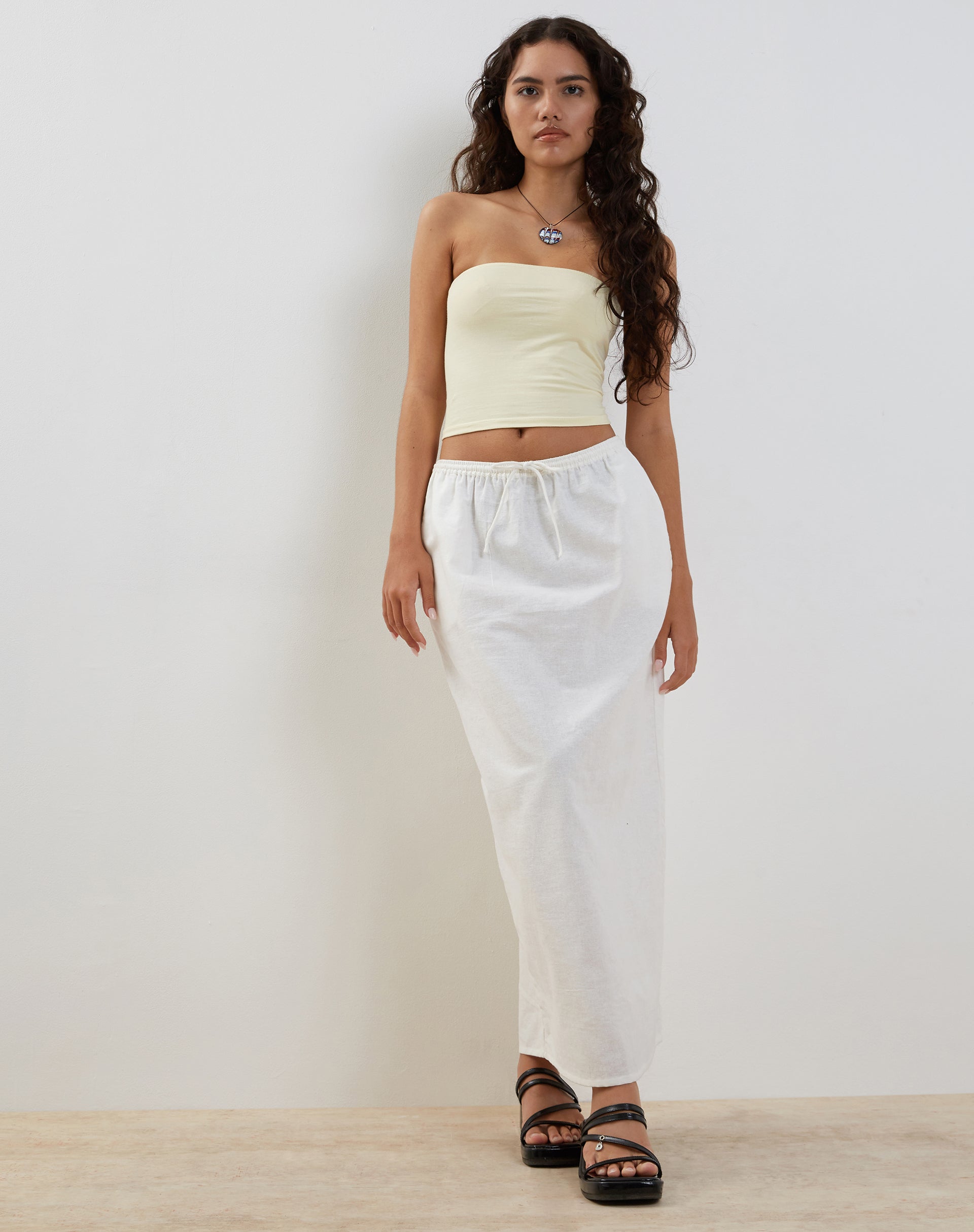immagine di Joelene Midi Skirt in bianco