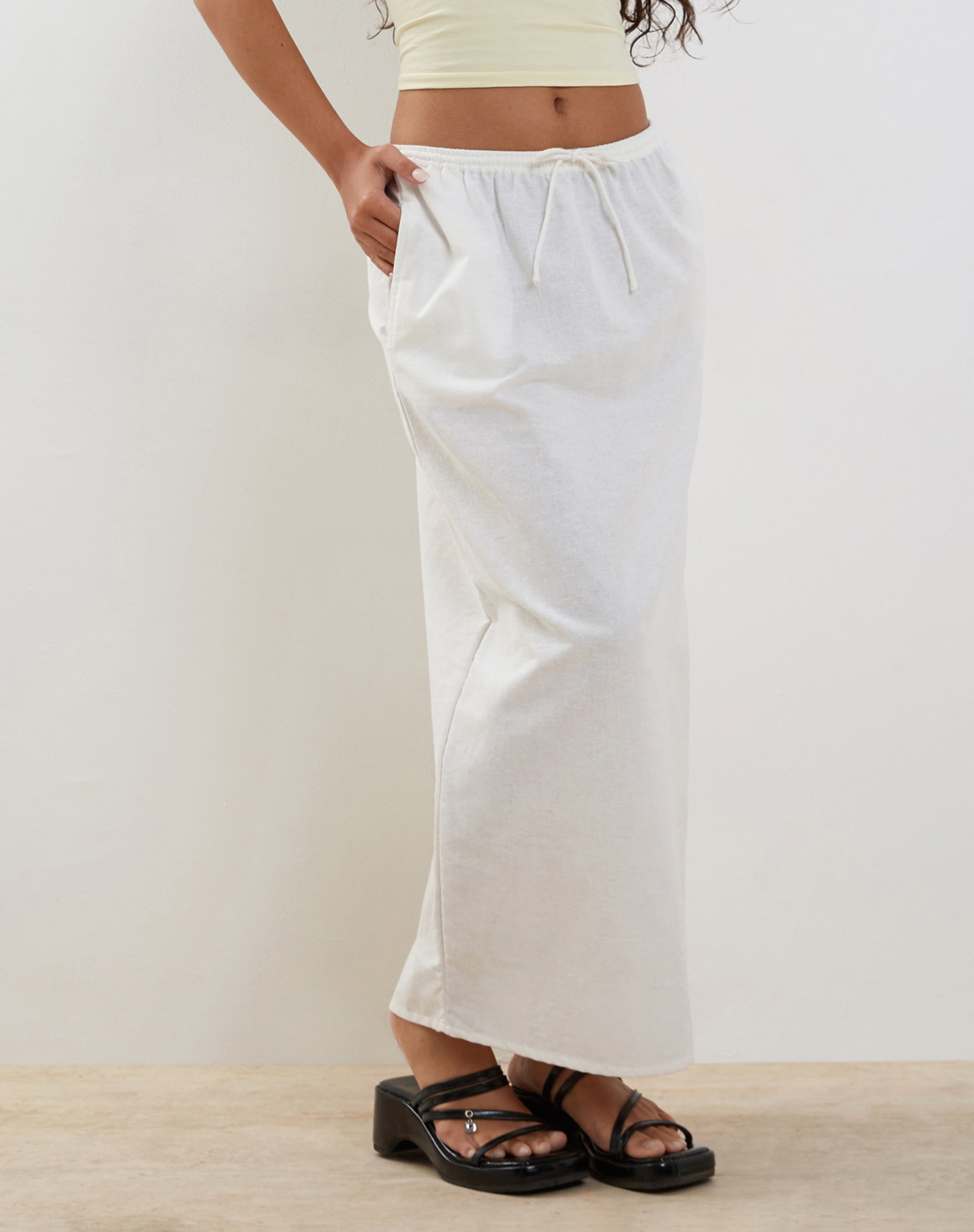 immagine di Joelene Midi Skirt in bianco