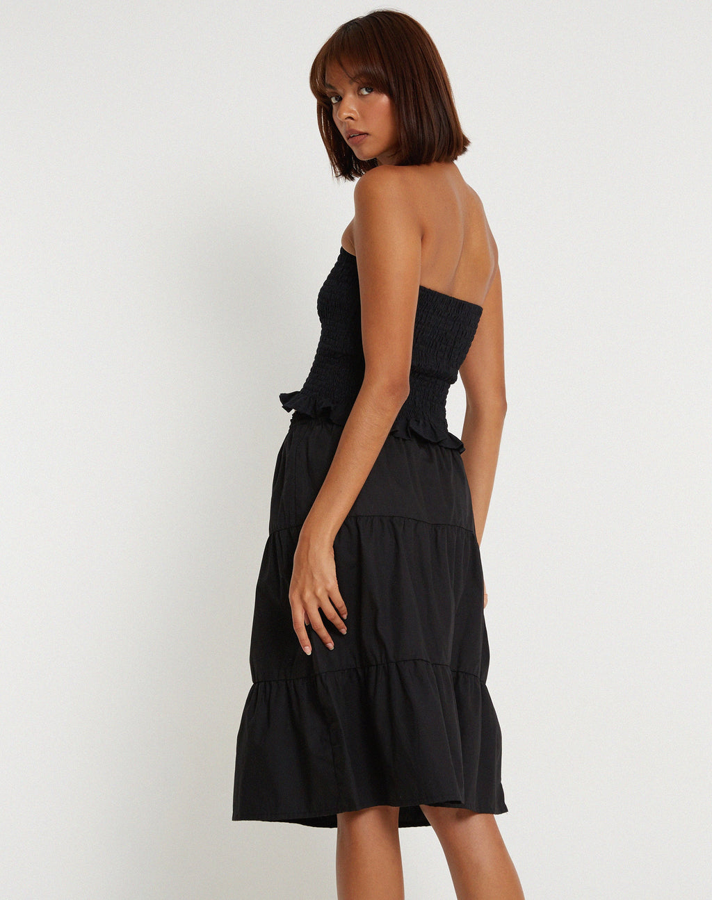 Top a fascia Kiyo in nero