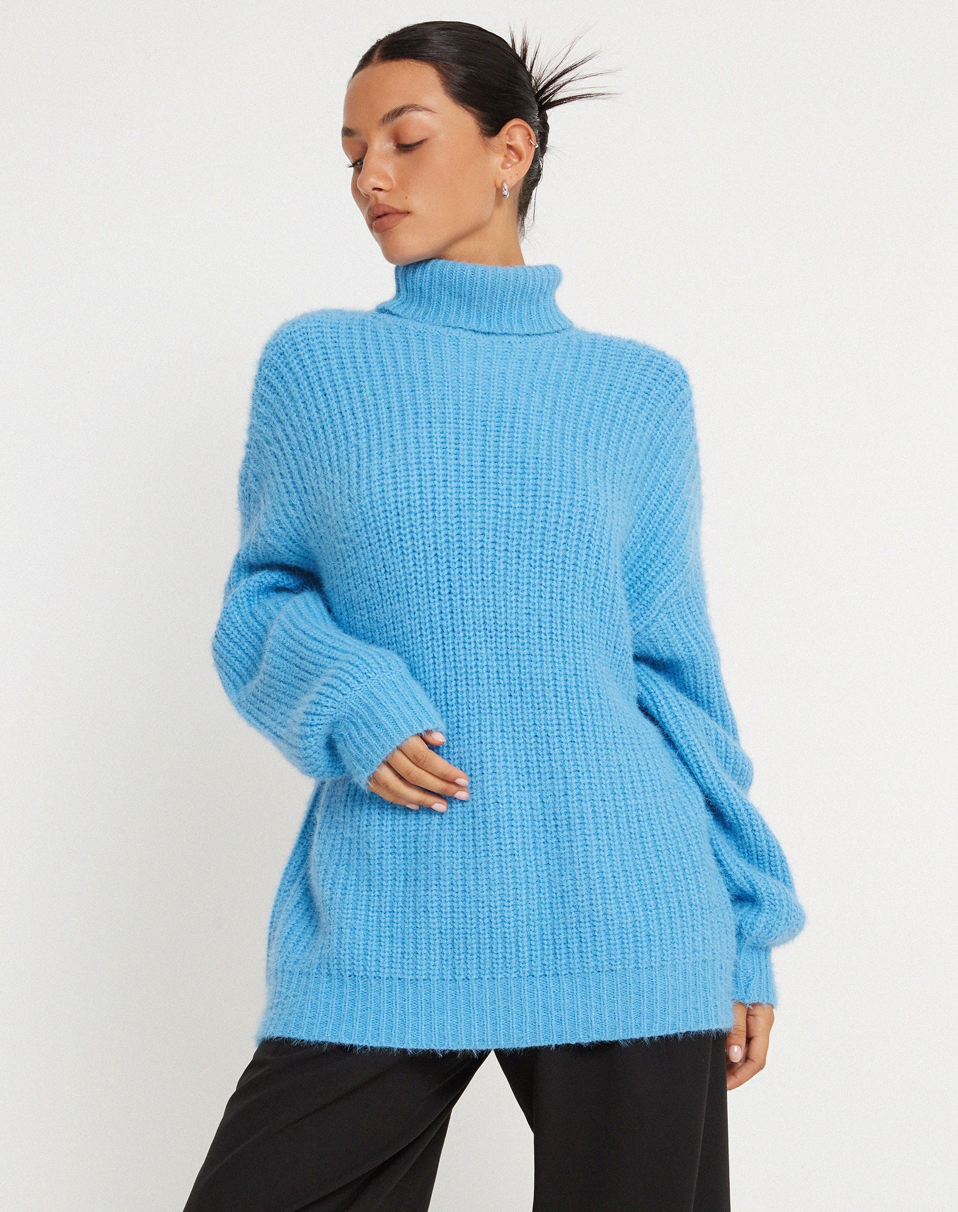 immagine di Mada Jumper in maglia blu