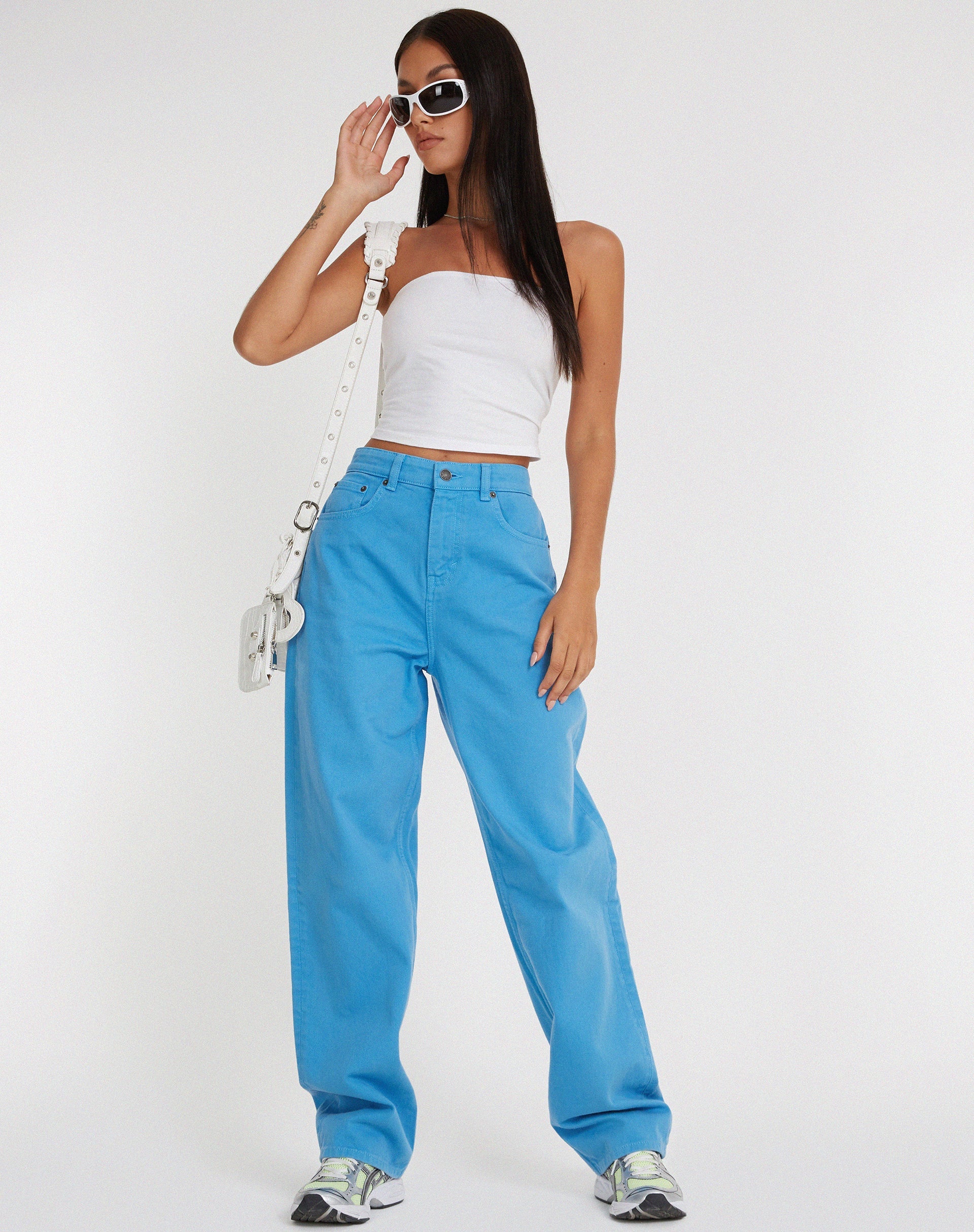 immagine dei jeans Parallel in blu azzurro