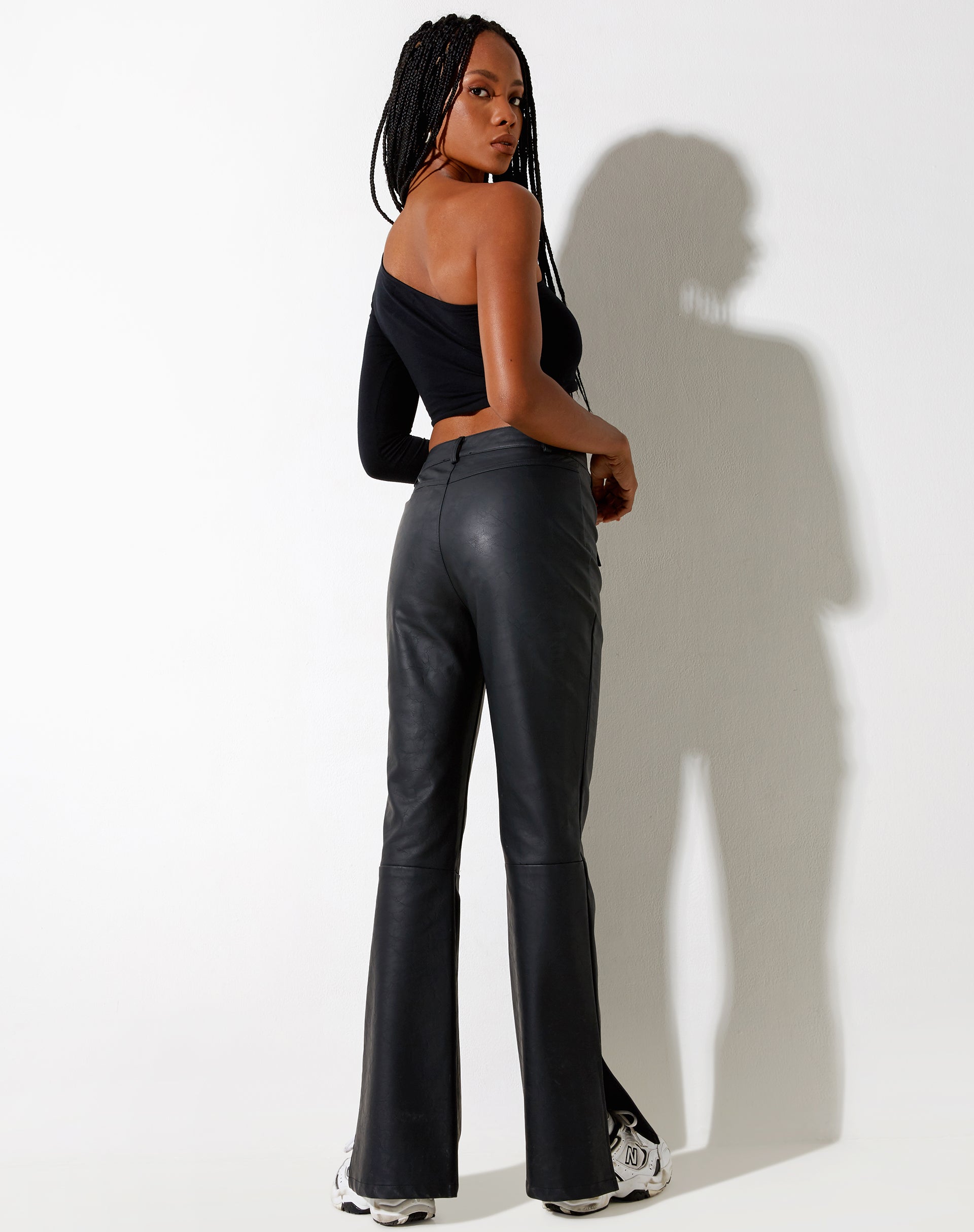 Immagine di Zolen Flare Pantaloni in Pu Nero Opaco