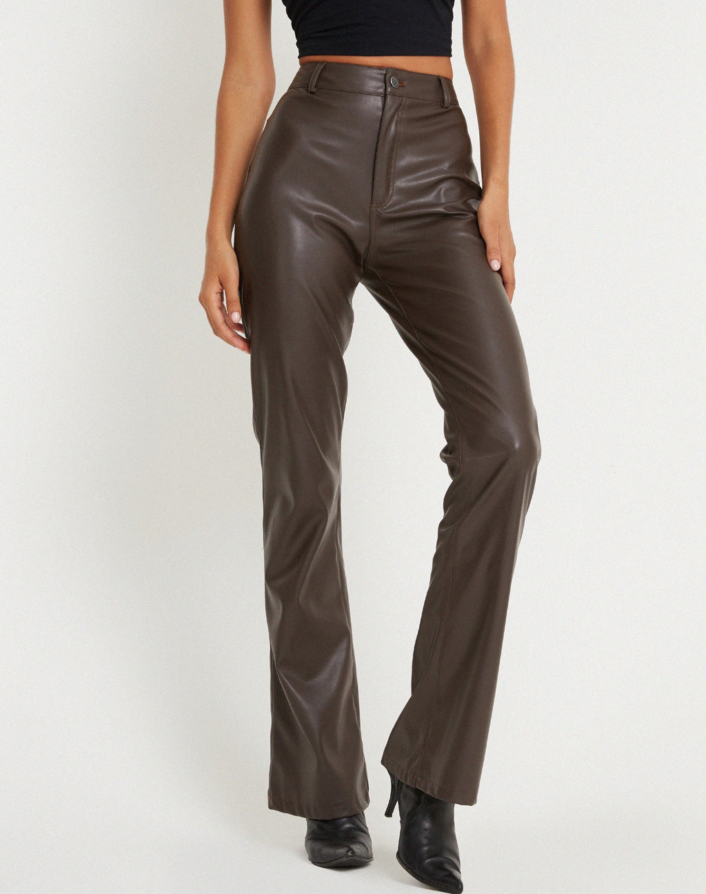 Pantalone Zoven in Pu Cioccolato Scuro