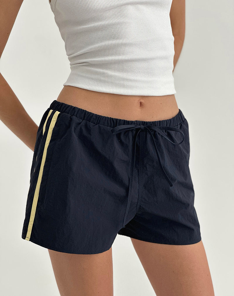 Immagine di Riu Runner Short in Navy con striscia gialla