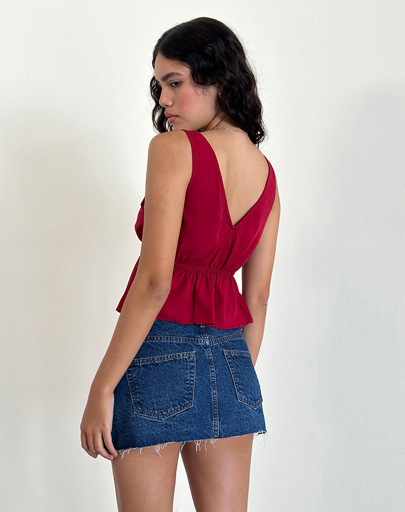 Immagine di Rolia Tie Front Top in Rosso Adrenalina