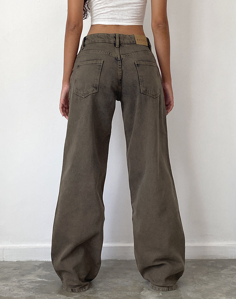 Immagine di Roomy Extra Wide Low Rise Jeans in nero scuro Sand