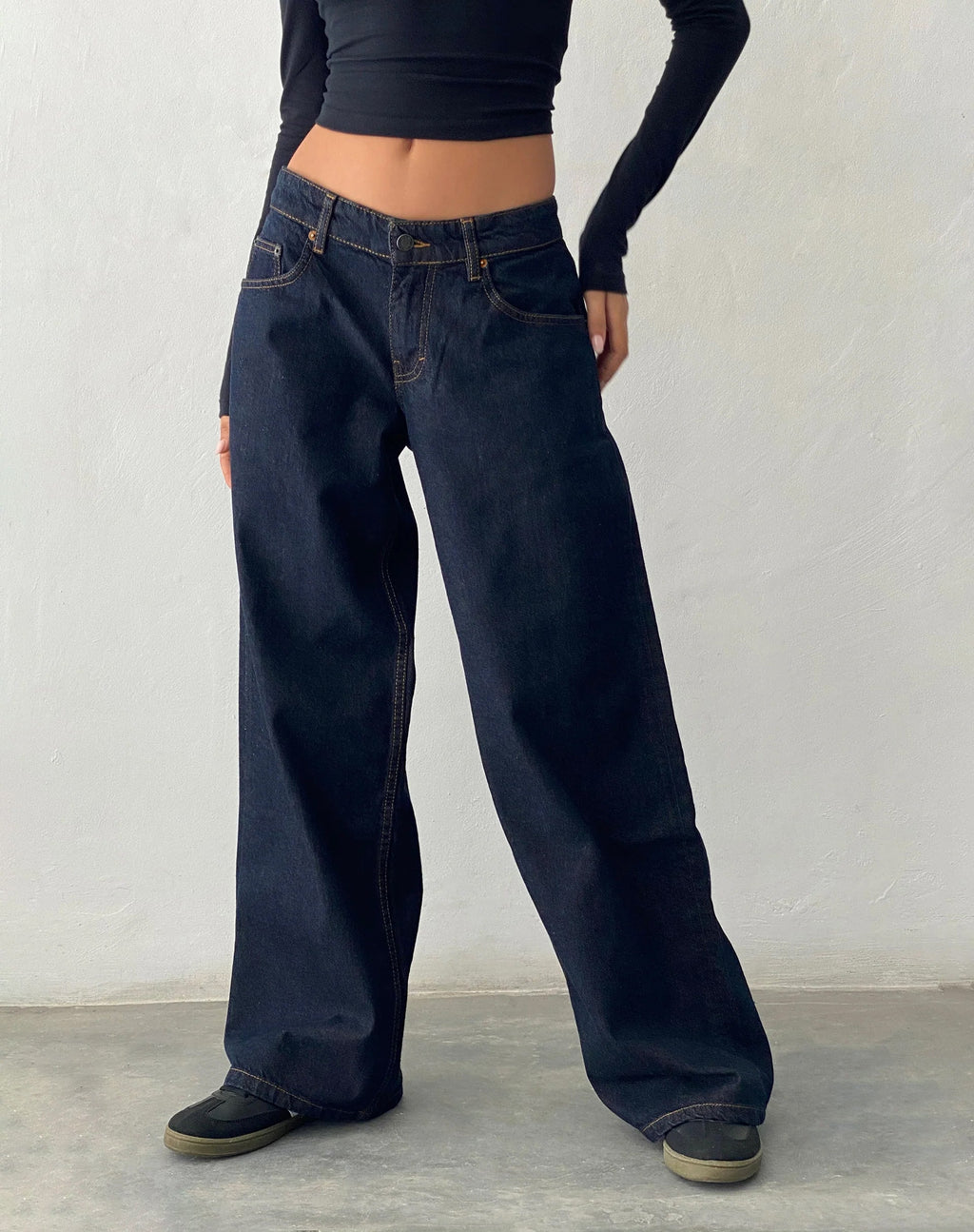 Jeans larghi extra a vita bassa in Indigo