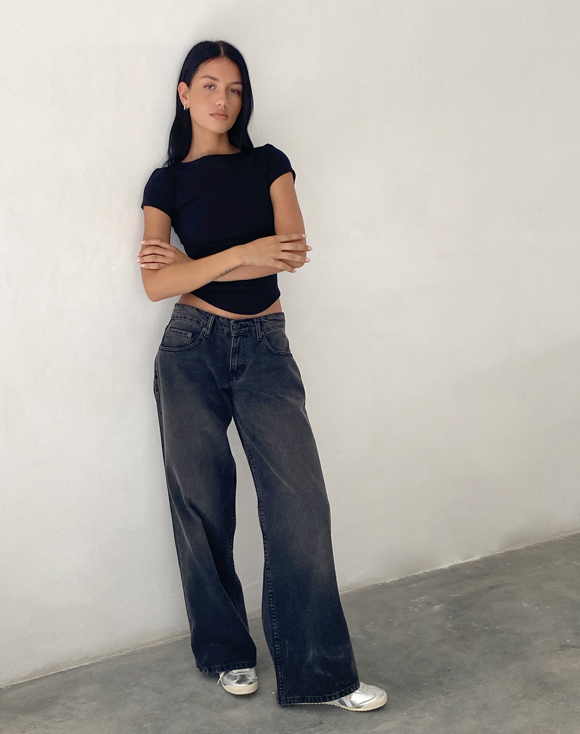Immagine di Roomy Jeans extra larghi a vita bassa in nero lavato Grigio