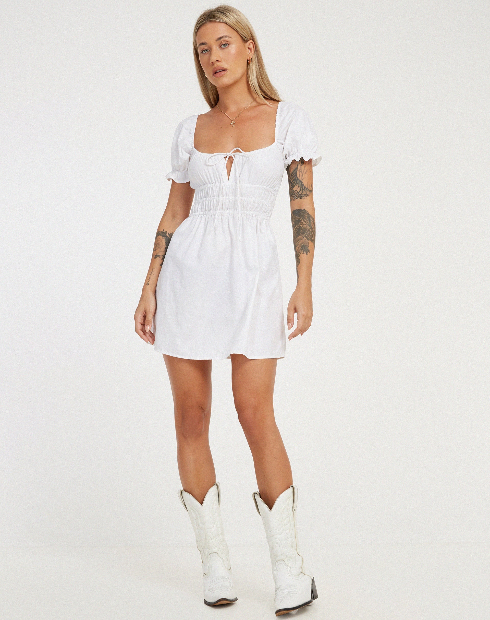 immagine di Rosmilly Mini Dress in bianco