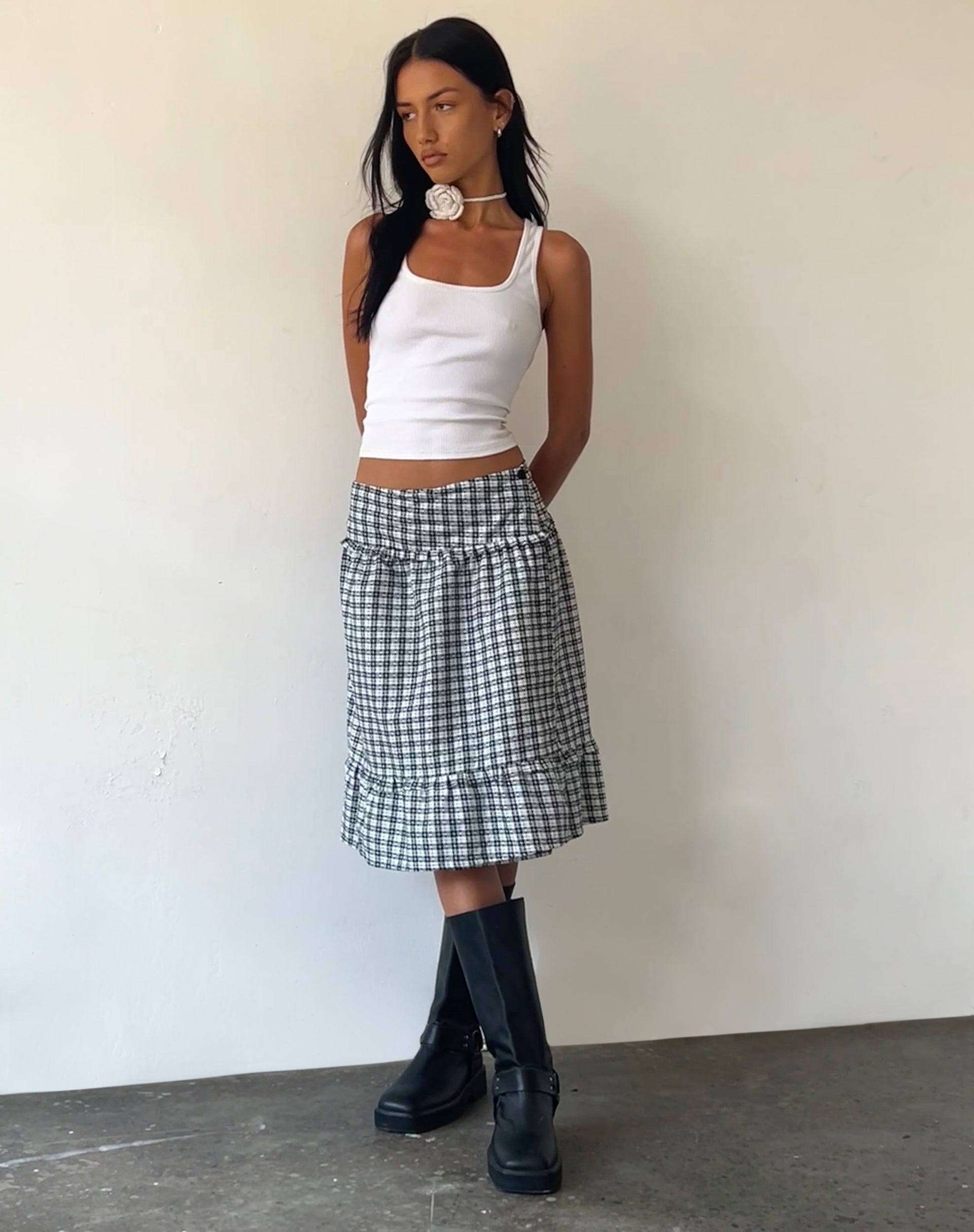 Immagine di Kasya Frill Hem Midi Wrap Skirt in Brandy Check