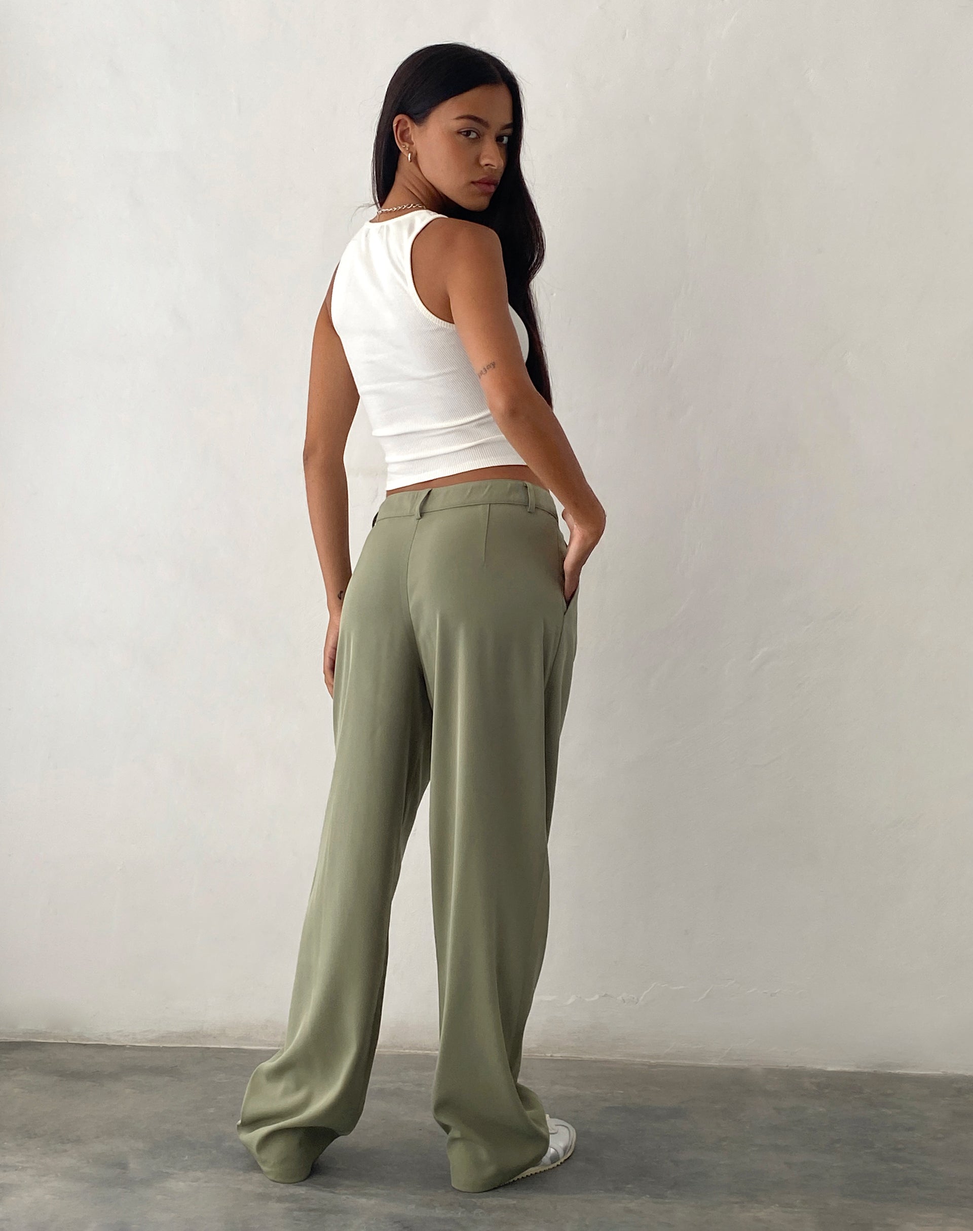 Immagine di Sakaria Pantalone a gamba larga in pietra sartoriale Salvia