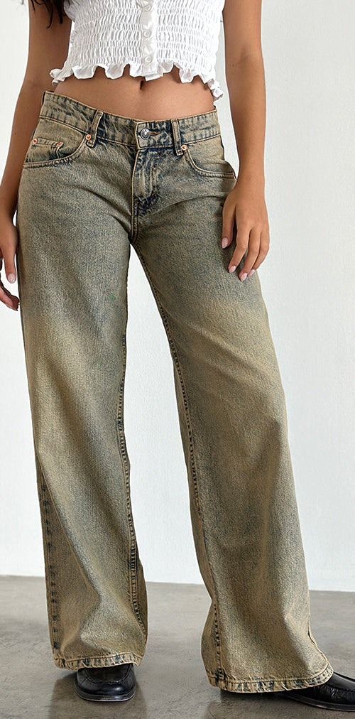 Immagine di Roomy Extra Wide Leg Low Rise Jeans in Sandy Blue Acid