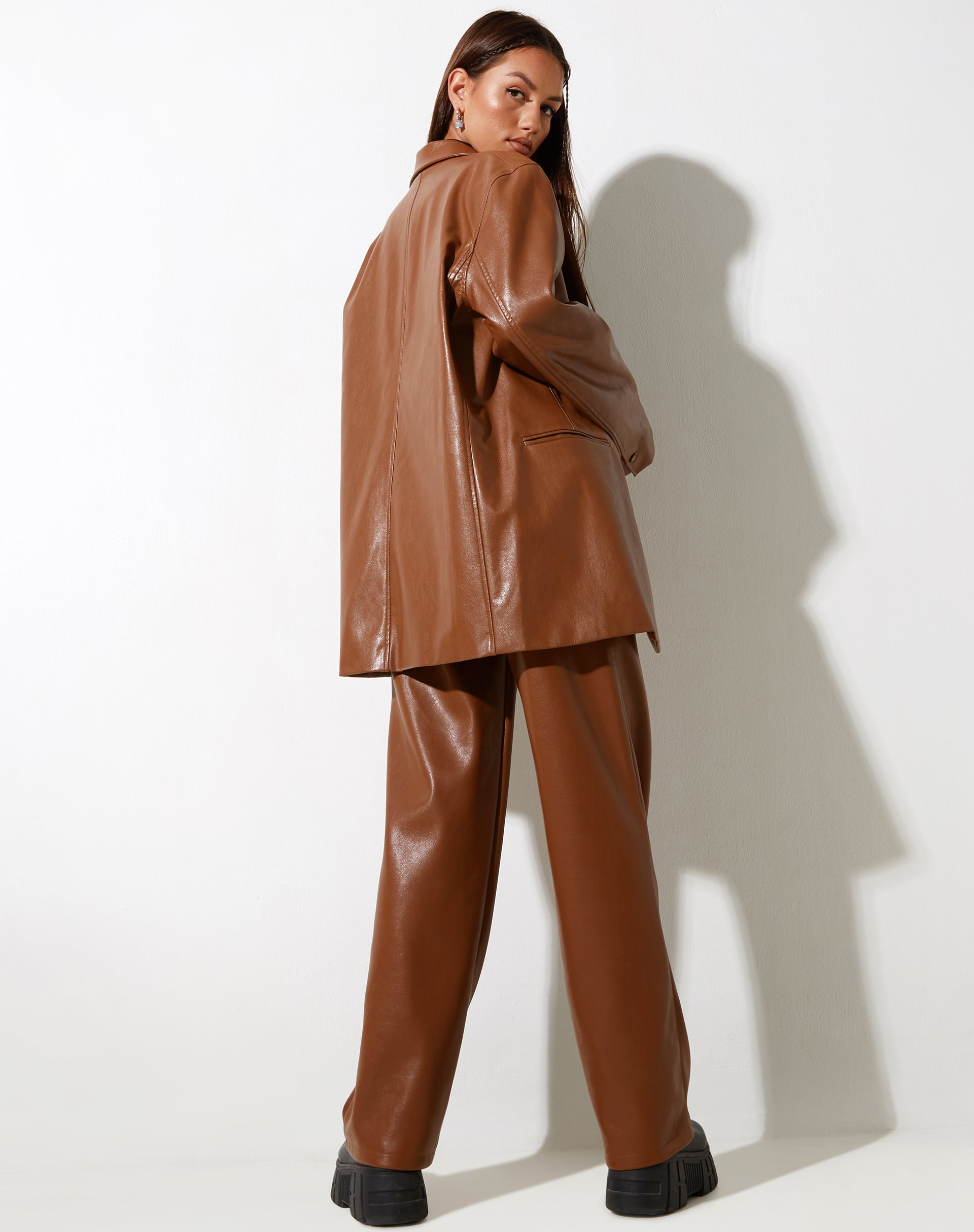 Immagine di MOTEL X IRIS Pantalone Patria in PU Cioccolato