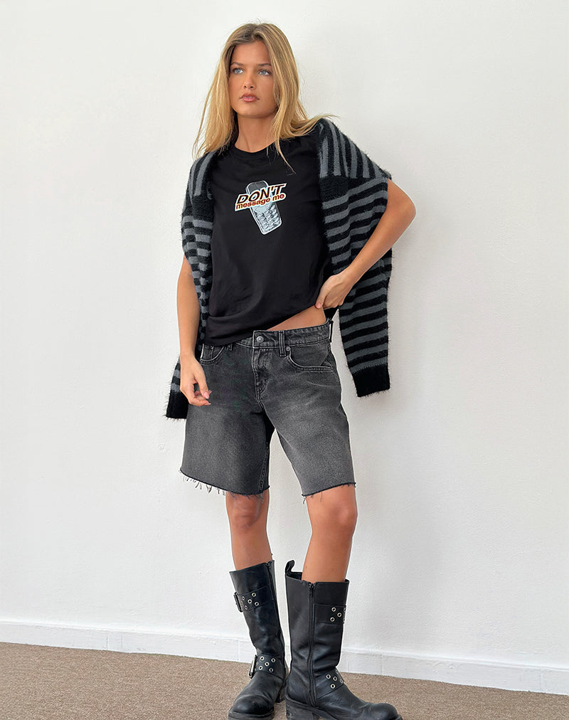 Saki Tee in nero con grafica Don't Message Me