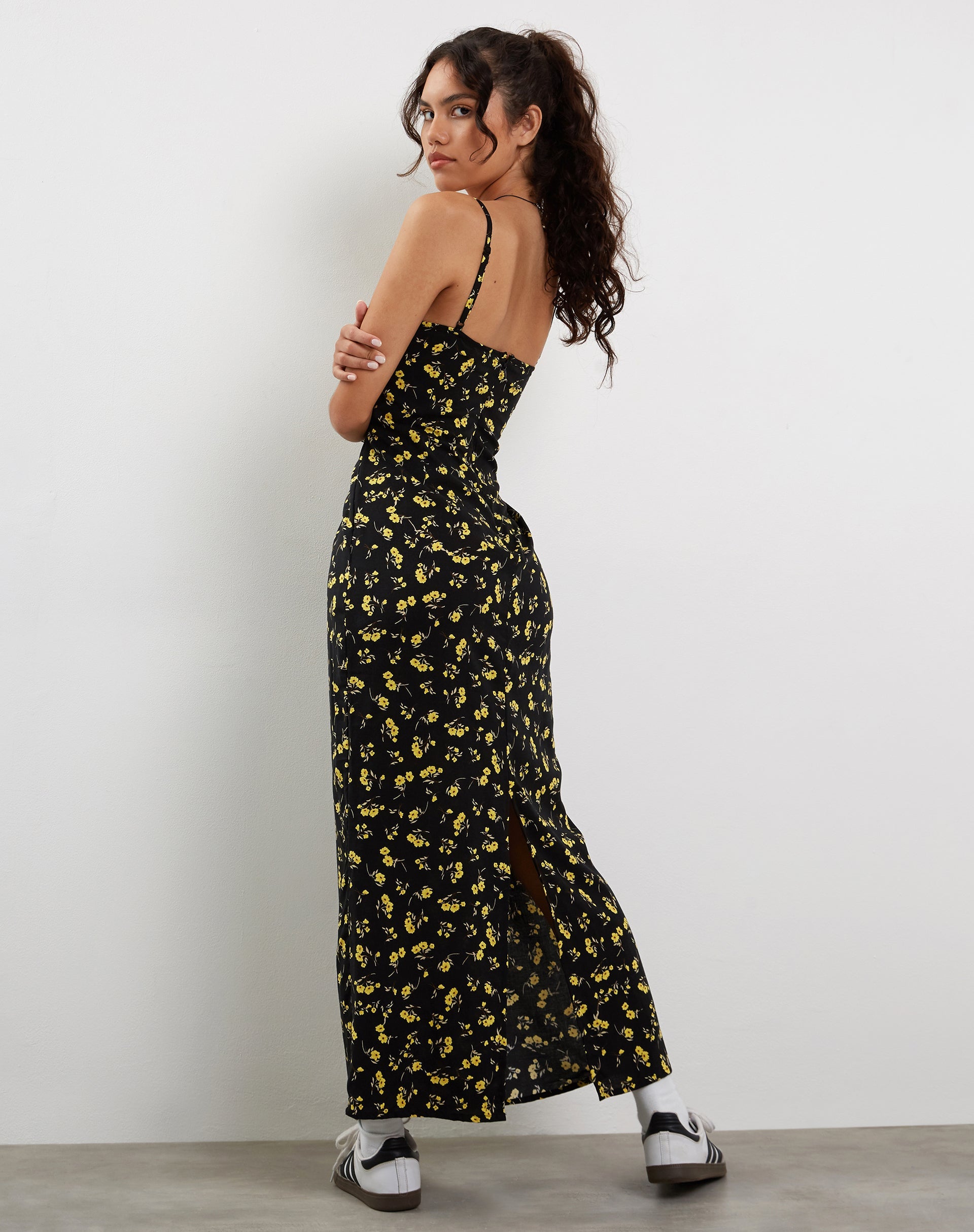 Immagine di Kafka Maxi Dress in Buttercup Nero e Giallo
