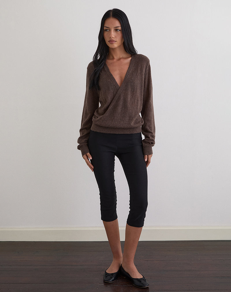 Immagine di Saroya Plunge Wrap Top in maglia Cioccolato Scuro