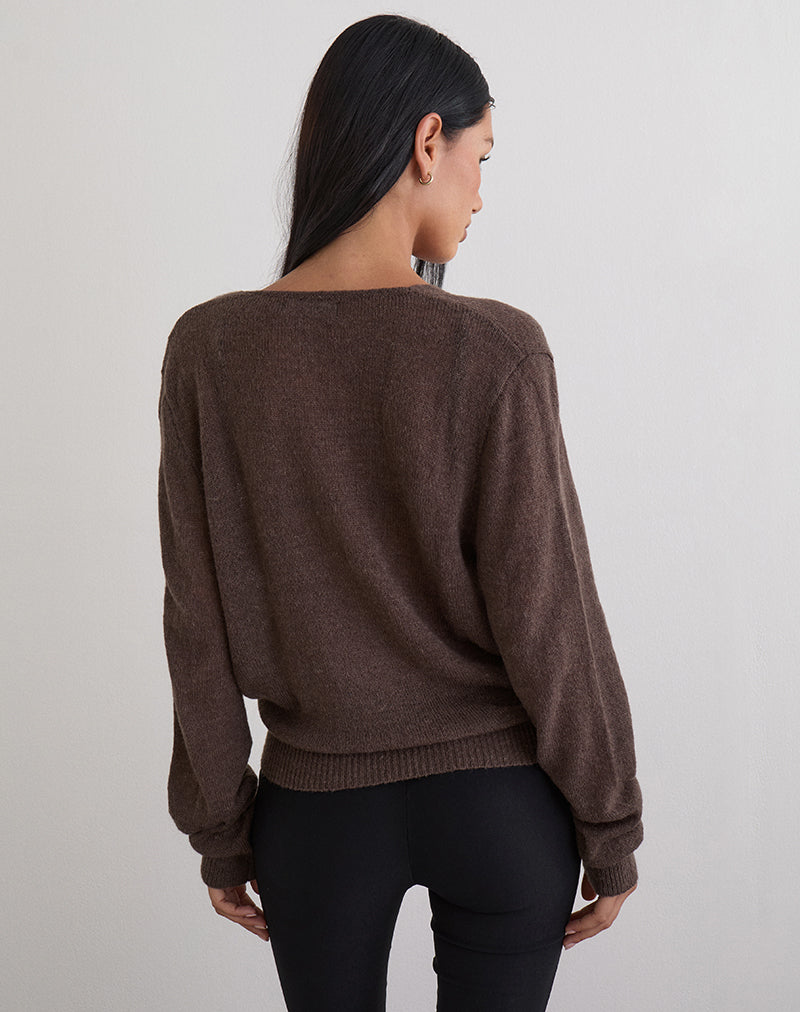 Immagine di Saroya Plunge Wrap Top in maglia Cioccolato Scuro