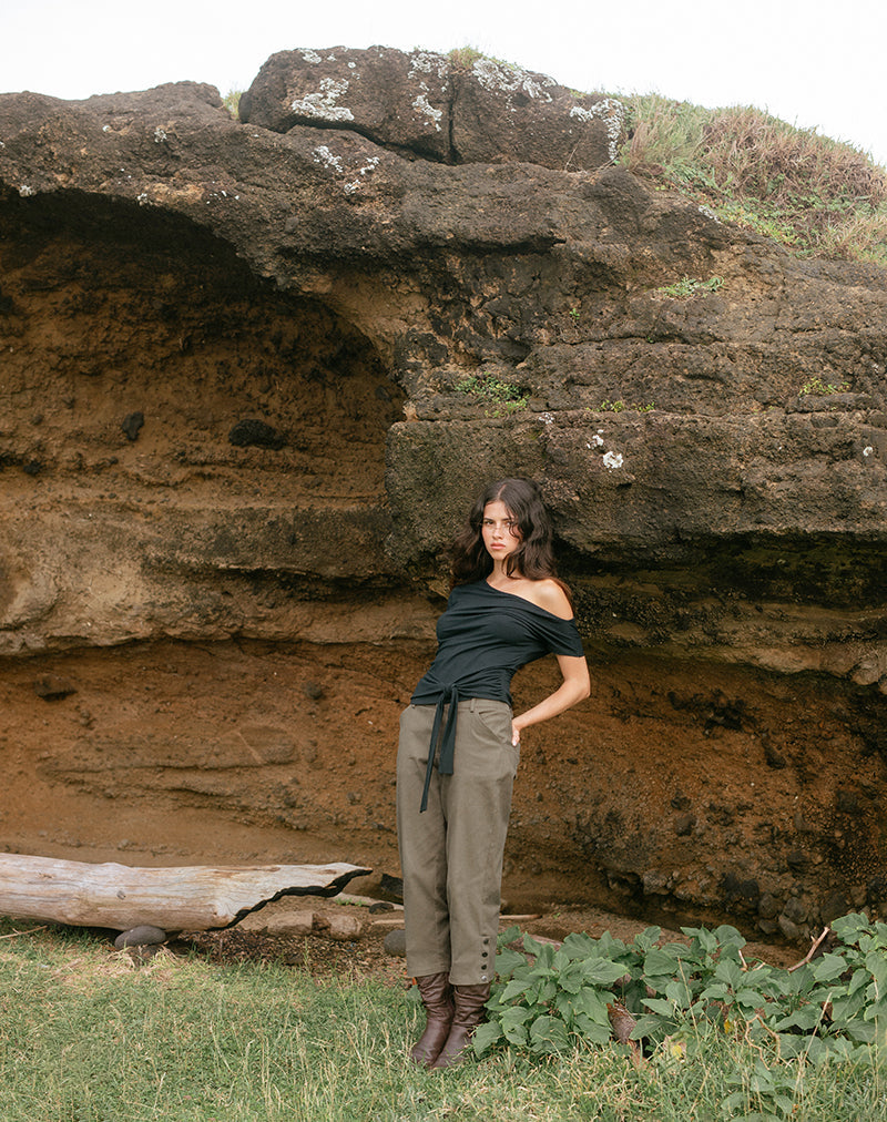 Pantaloni capri Selesa in twill kaki