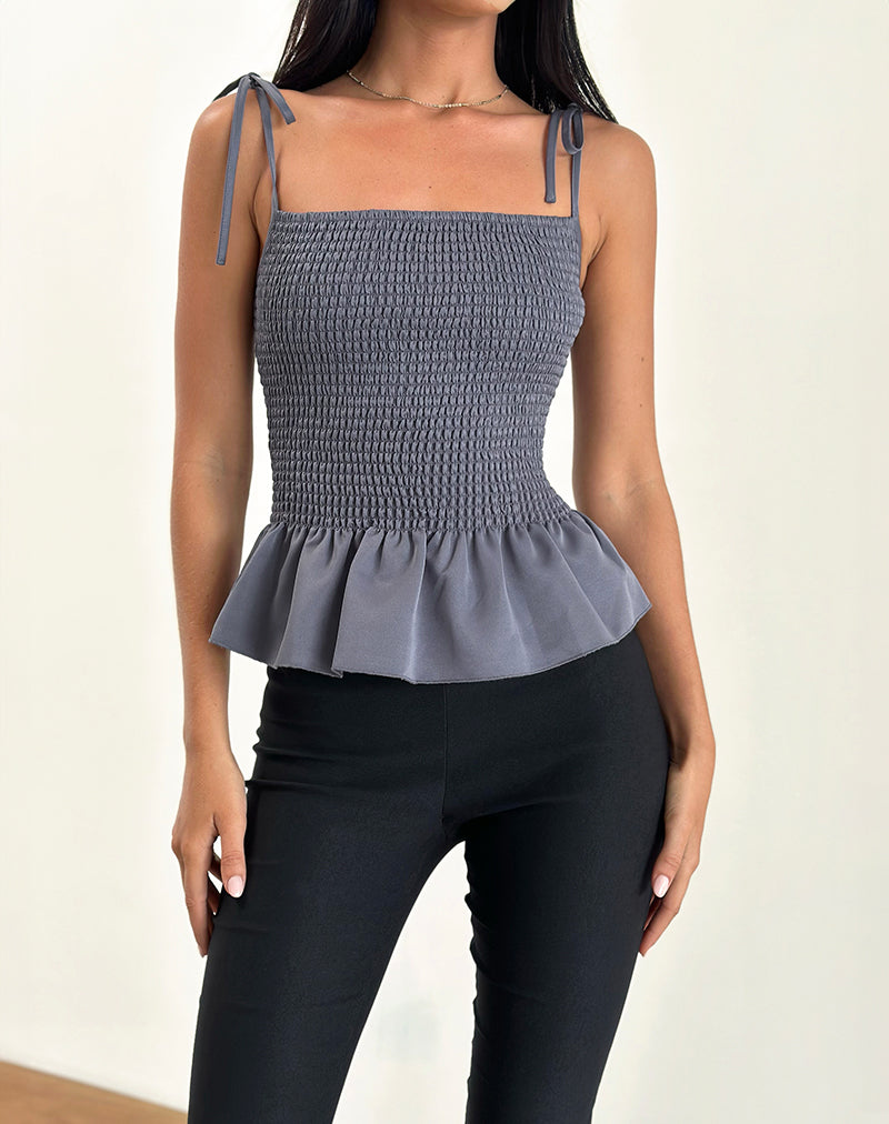 Immagine di Seora Tie Shoulder Shirred Top in grigio