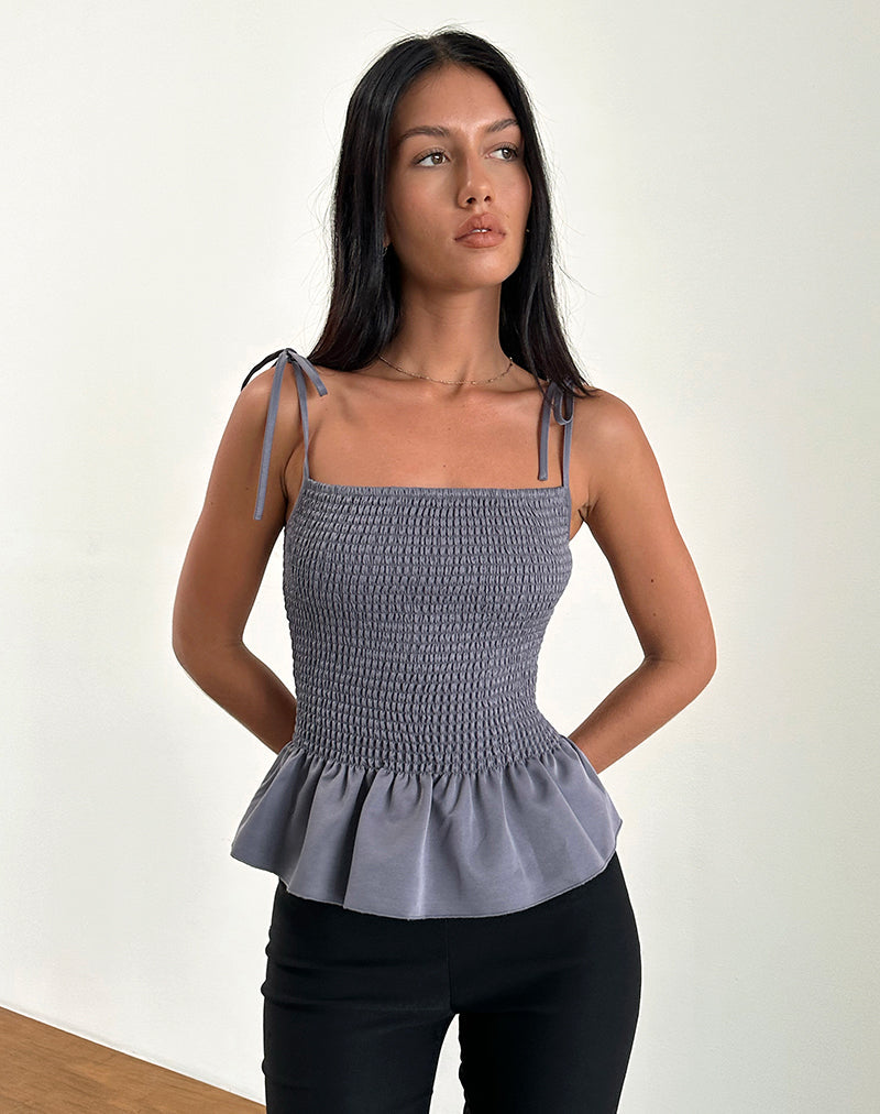 Immagine di Seora Tie Shoulder Shirred Top in grigio