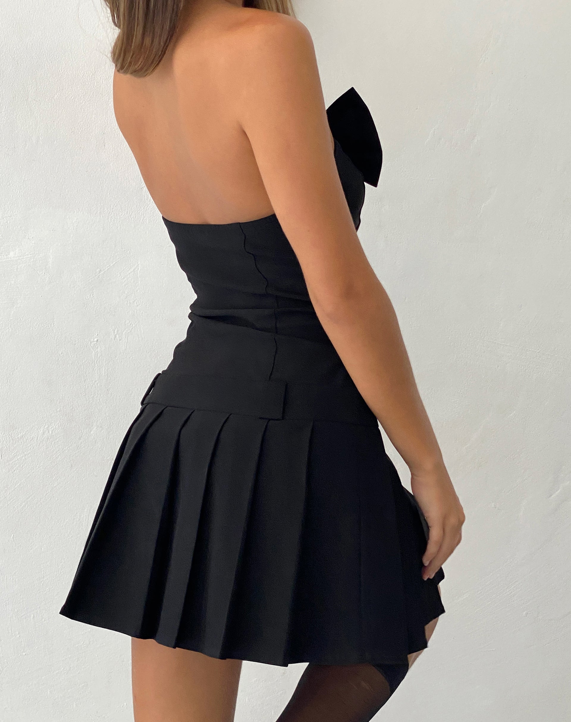 Immagine di Seroja Mini Abito con Fiocco in Nero Sartoria