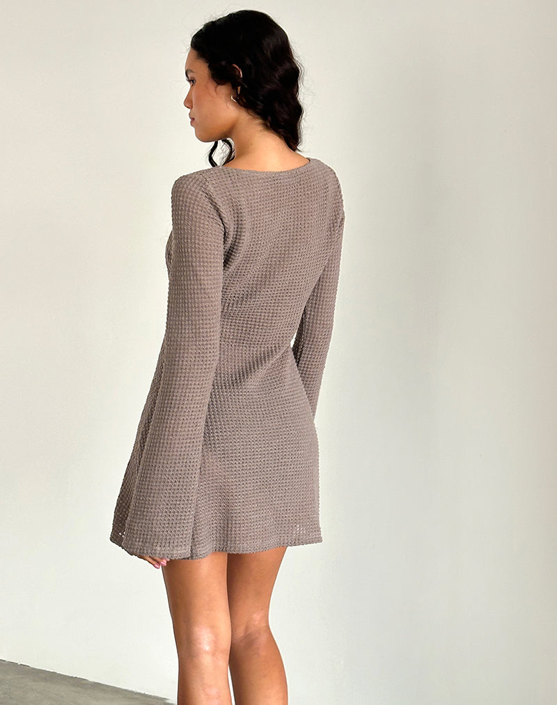 Immagine di Sevila Mini abito a maniche lunghe in maglia color taupe chiaro
