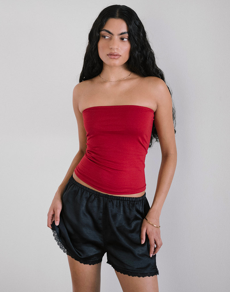 Immagine di Tega Shorts in nero con pizzo nero