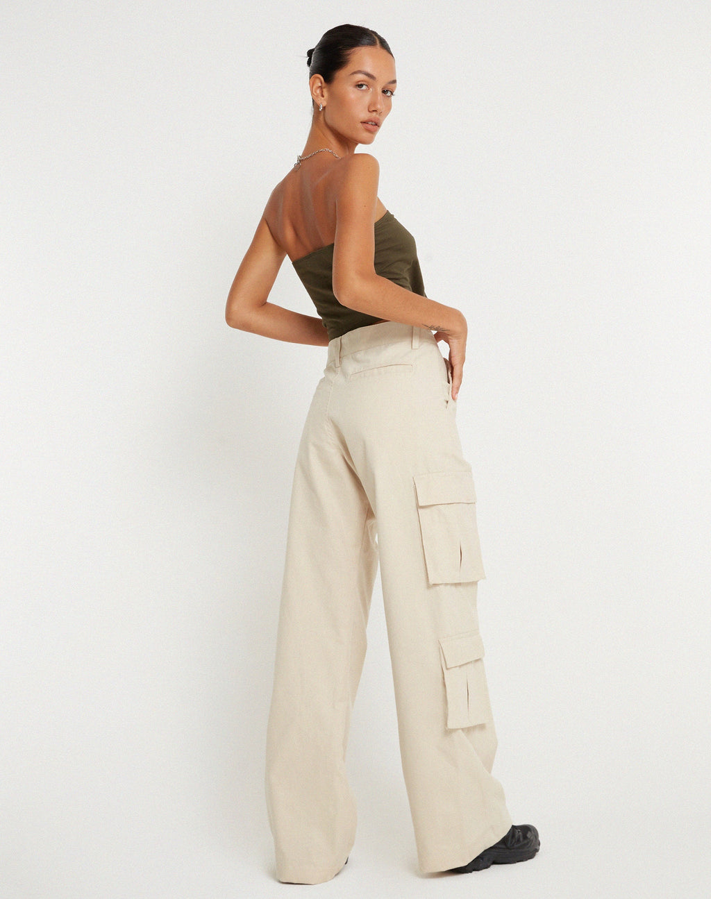 Pantaloni a gamba larga Shan in ecru