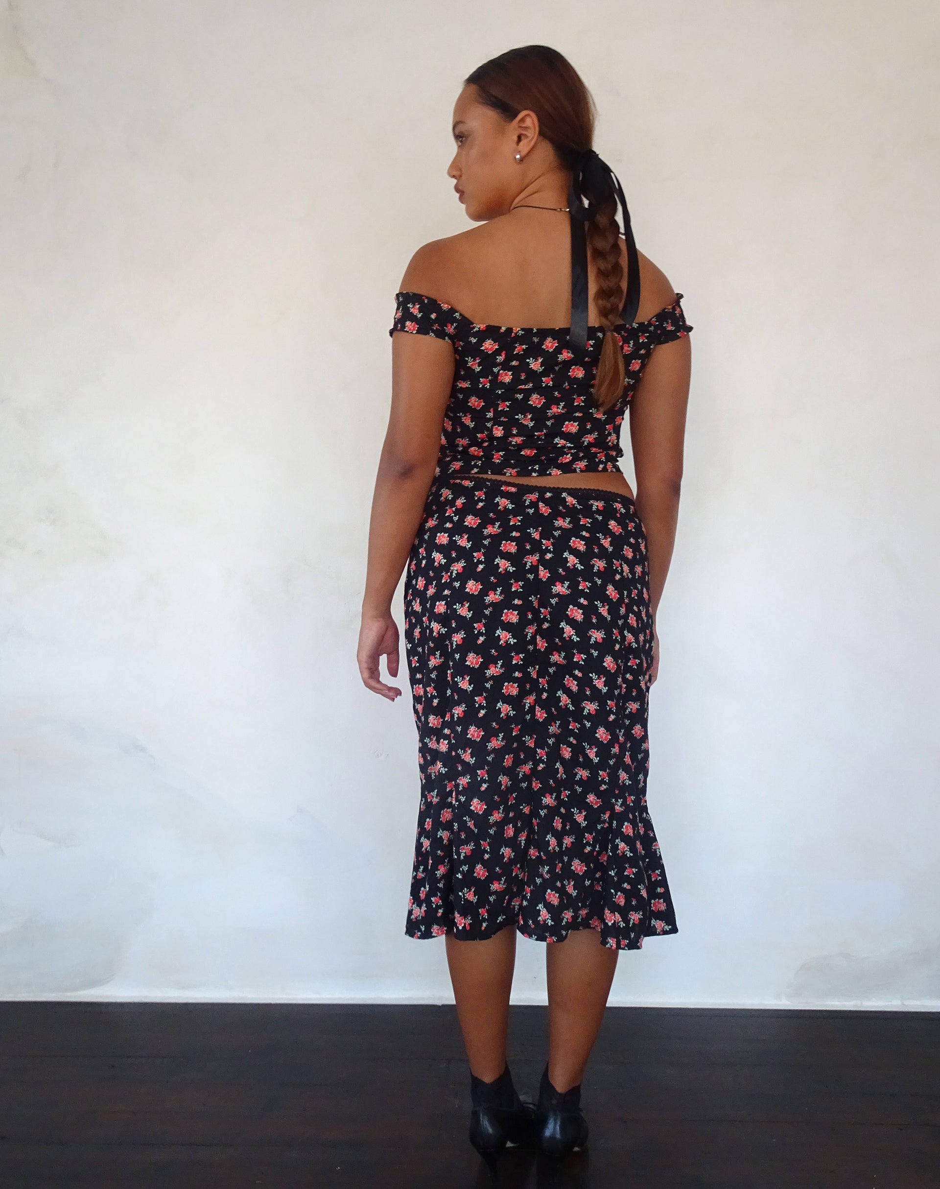 Immagine di Sima Midi Skirt in Flowing Rose Nero