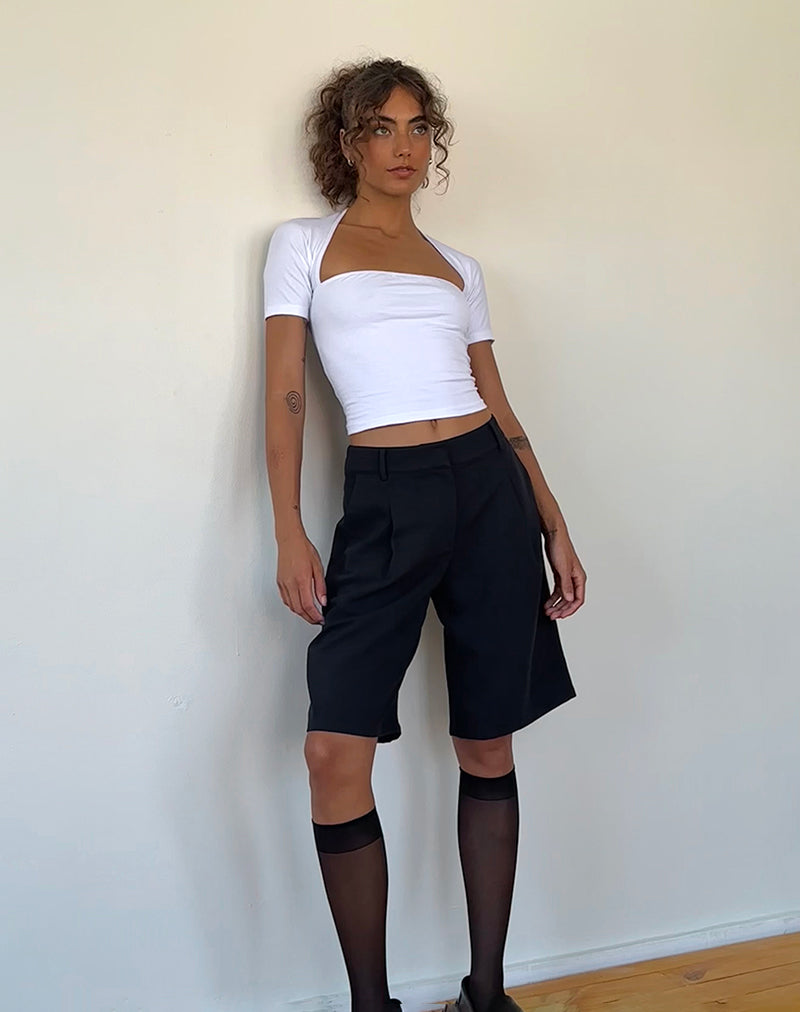 Immagine di Sintya Tailored Capri Shorts in Navy