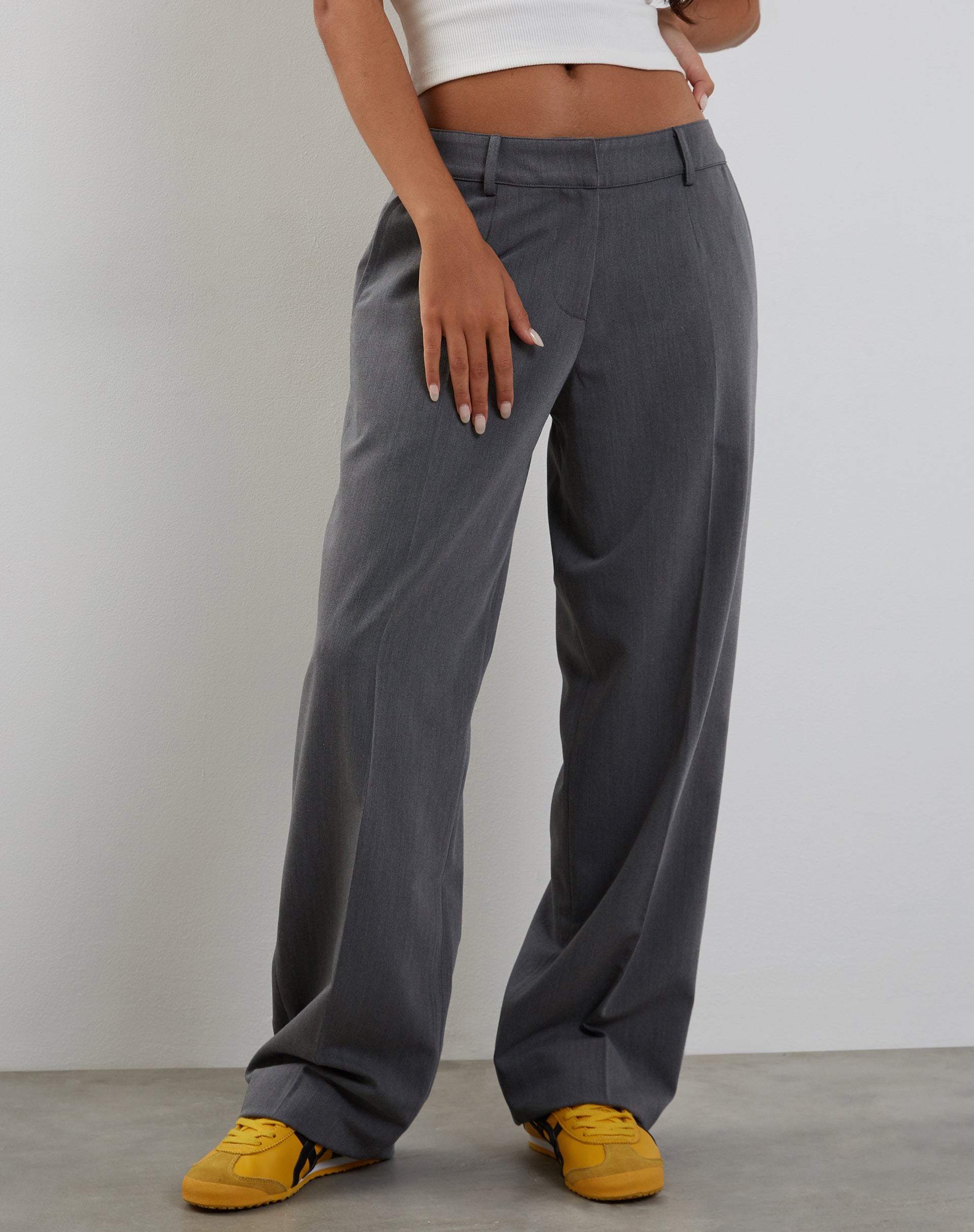 immagine di Sirkia Pantaloni sartoriali a vita bassa in carbone