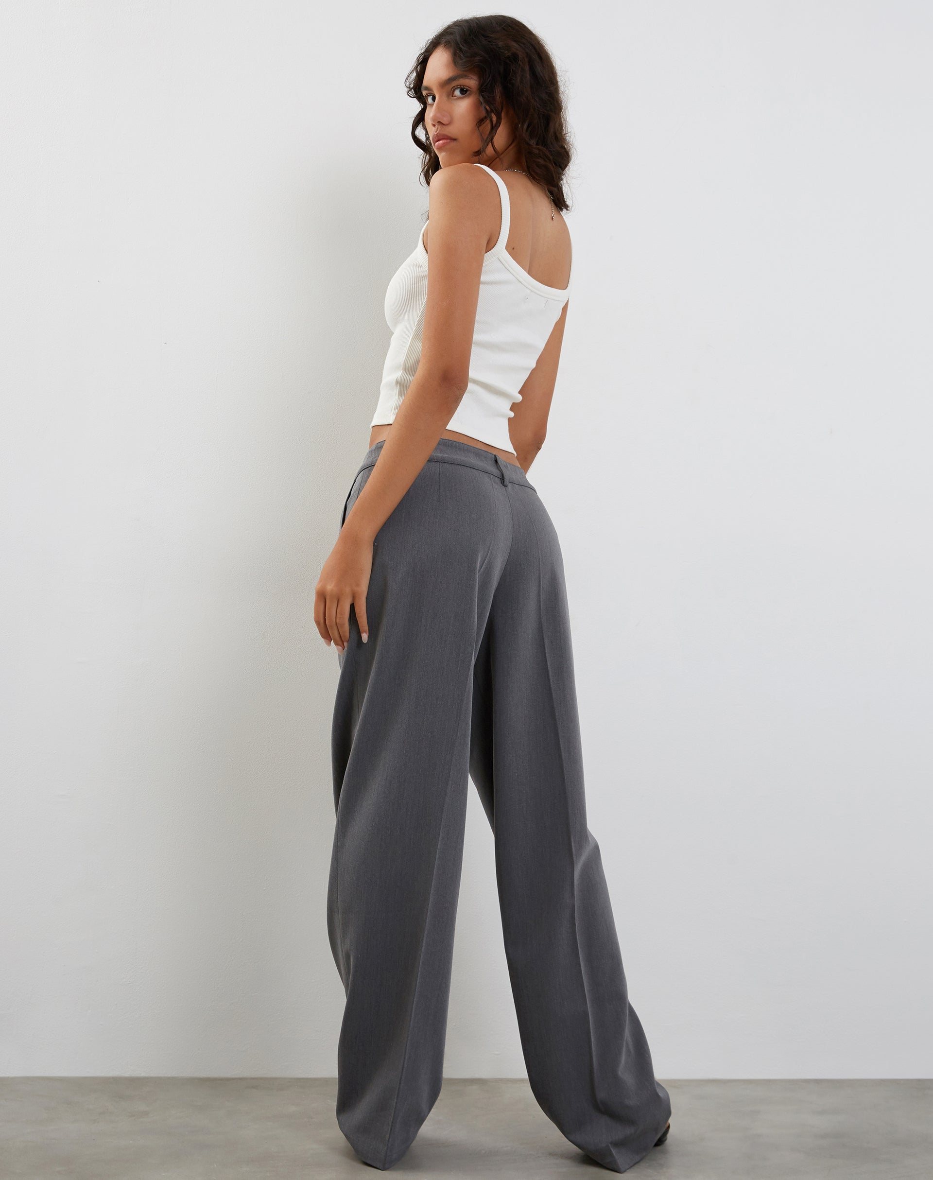 immagine di Sirkia Pantaloni sartoriali a vita bassa in carbone