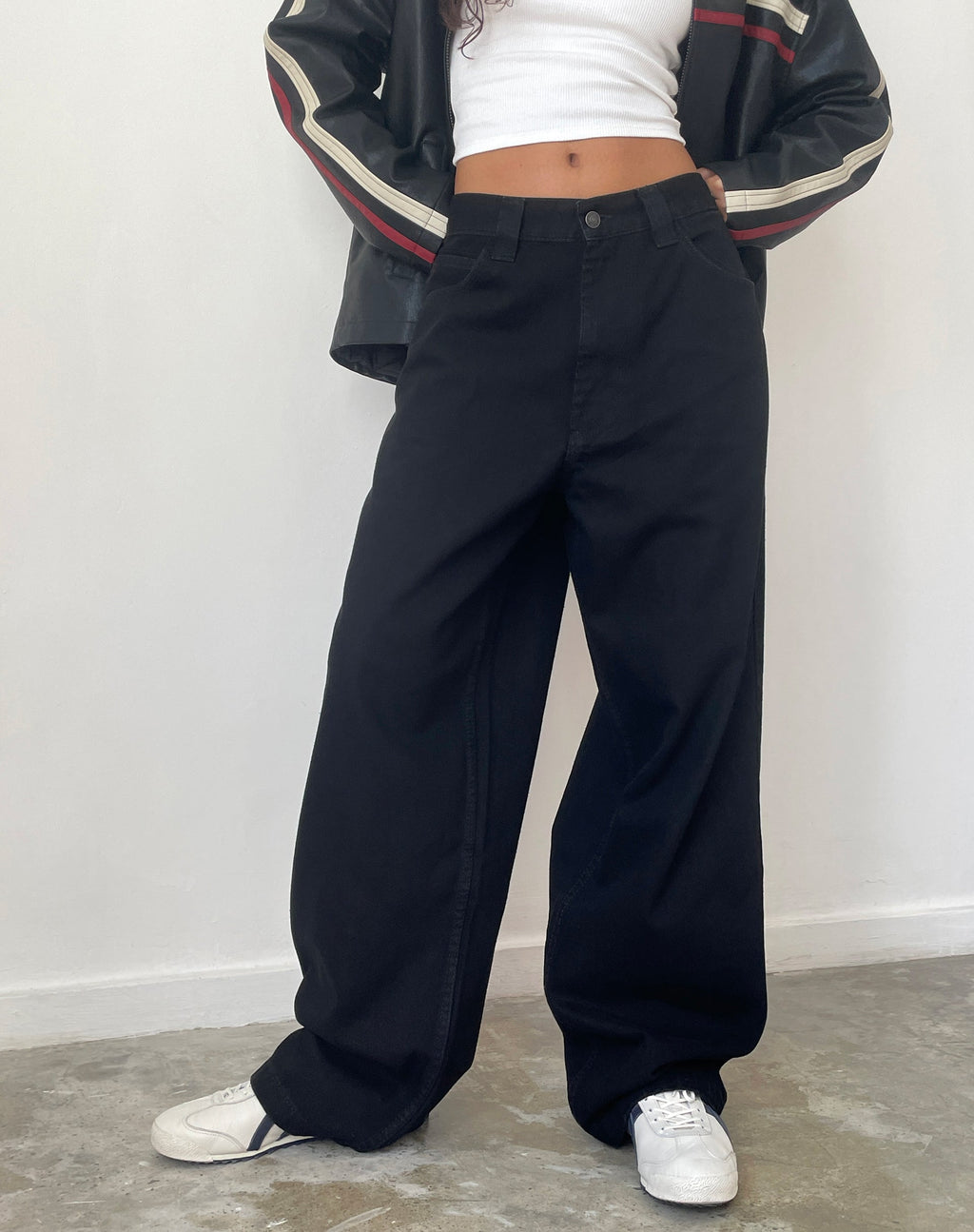 Jeans skater a vita bassa in nero risciacquato
