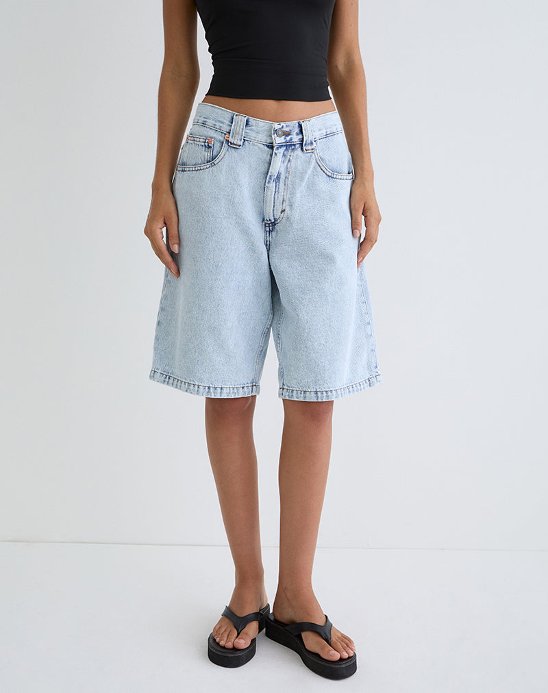 Immagine di Pantaloncini skater a vita bassa con lavaggio leggero anni '80, blu