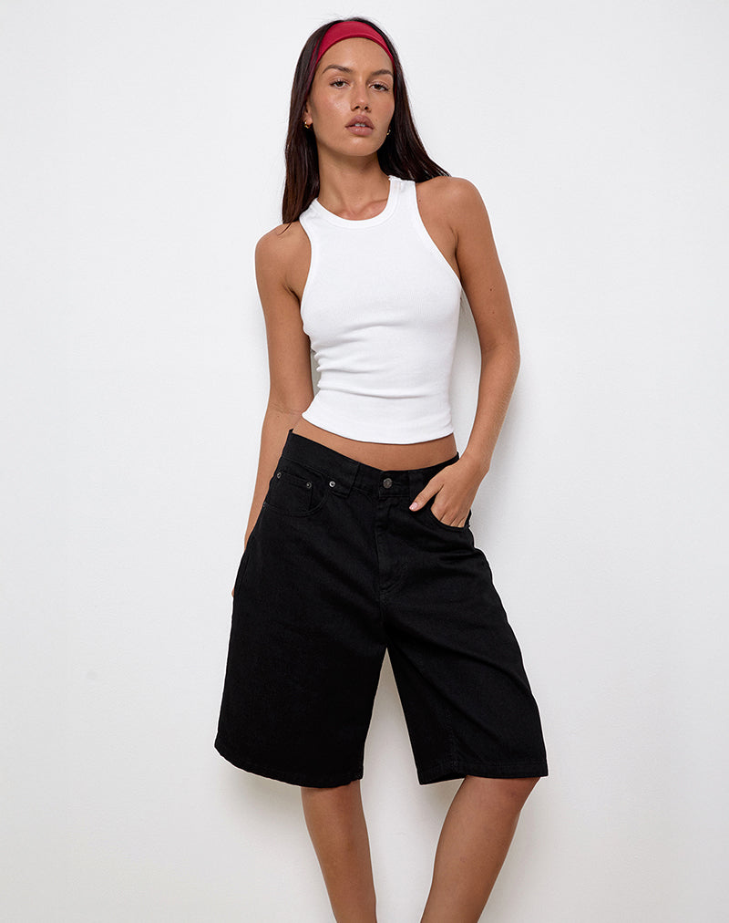 Pantaloncini skater a vita bassa in denim nero scamosciato