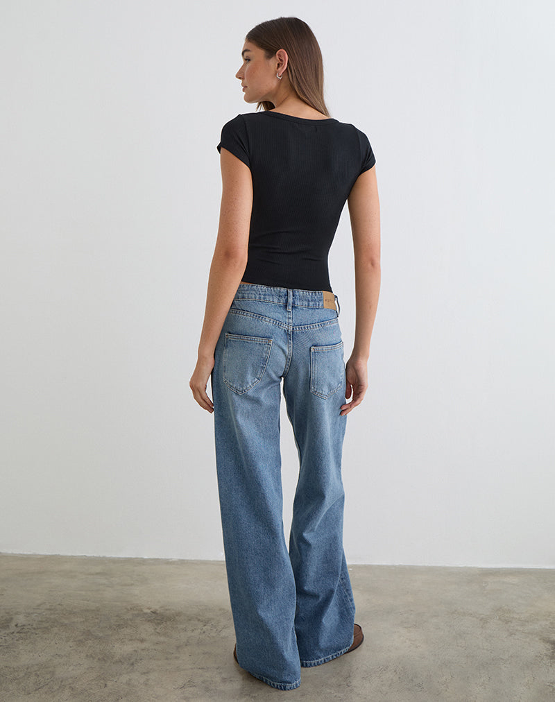 Immagine della maglietta Sumala in maglia a coste spesse nera